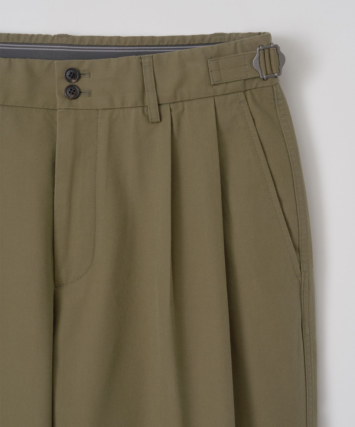 어나더 오피스(ANOTHER OFFICE) [SS] Santiago Chino Pants Flexible (Deep Khaki)