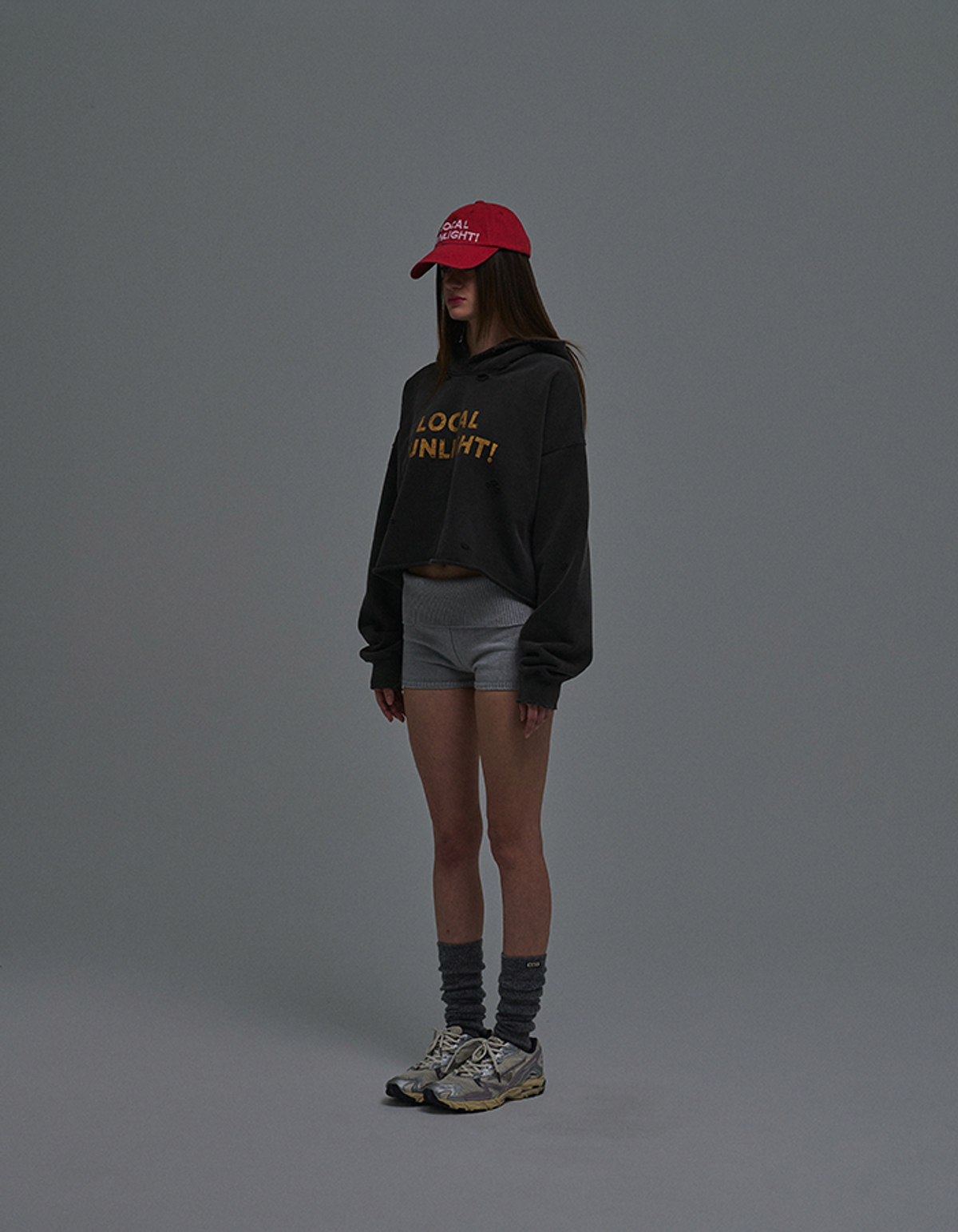 선데이후르츠마켓(SUNDAY FRUIT MARKET) LOCAL SUNLIGHT HOODIE CHARCOAL