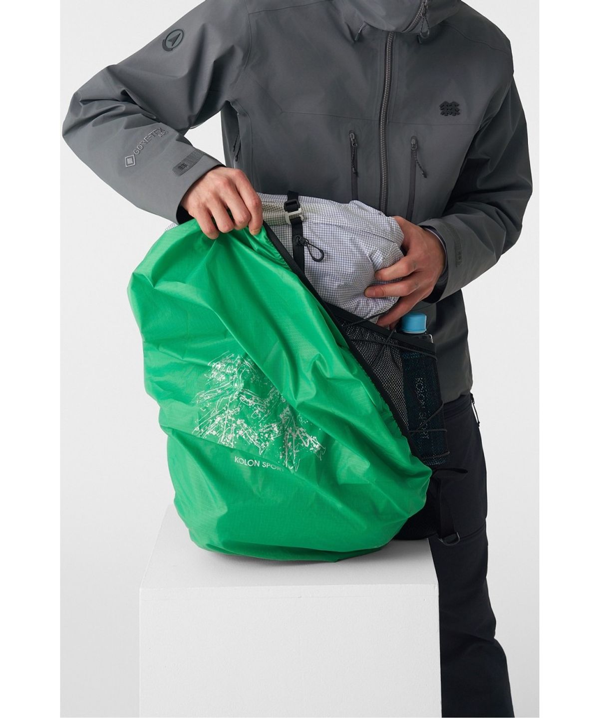 코오롱스포츠(KOLON SPORT) 에어롤 백팩 30L(+7L) QEBXX26133OWH