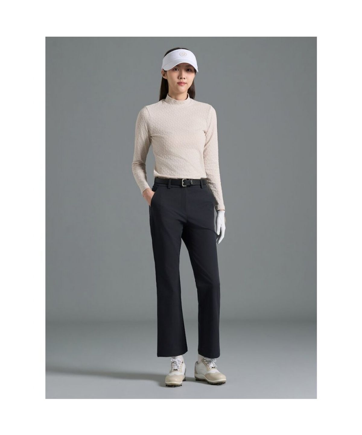 빈폴골프(BEANPOLE GOLF) [B_under] 여성 자카드 하이넥 긴소매 티셔츠 - 베이지 (BJ6141L03A)