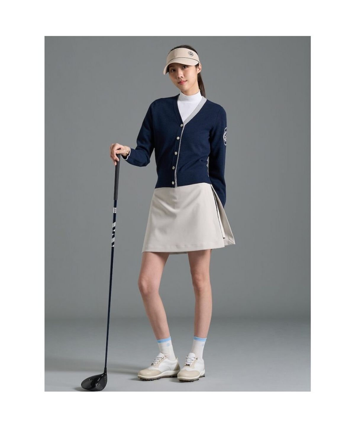 빈폴골프(BEANPOLE GOLF) 여성 브이넥 카디건 - 네이비 (BJ6251A03R)