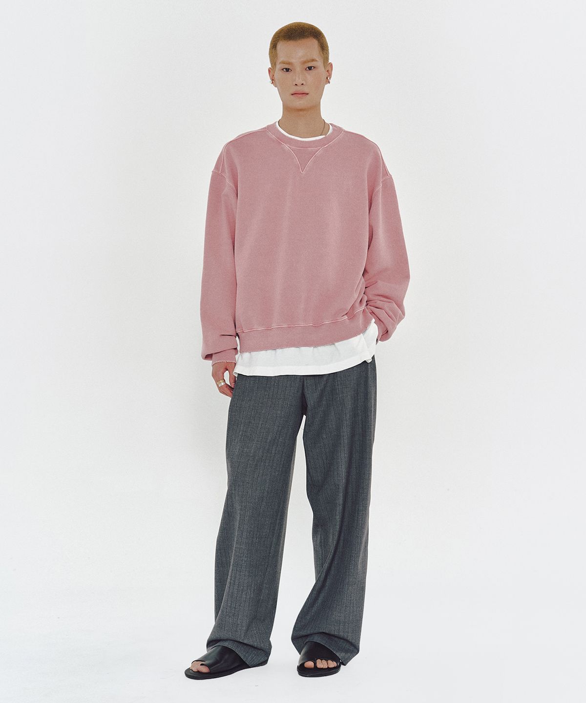 엠엠아이씨(MMIC) CRUISER SWEATSHIRT (PINK)