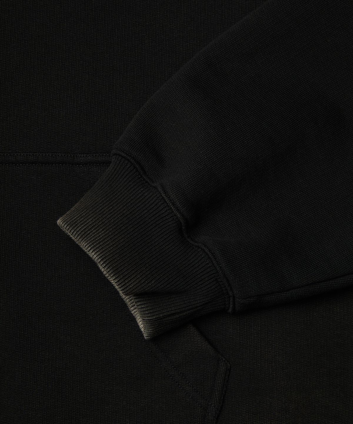 엠엠아이씨(MMIC) DUSK HOOD ZIP UP (BLACK)