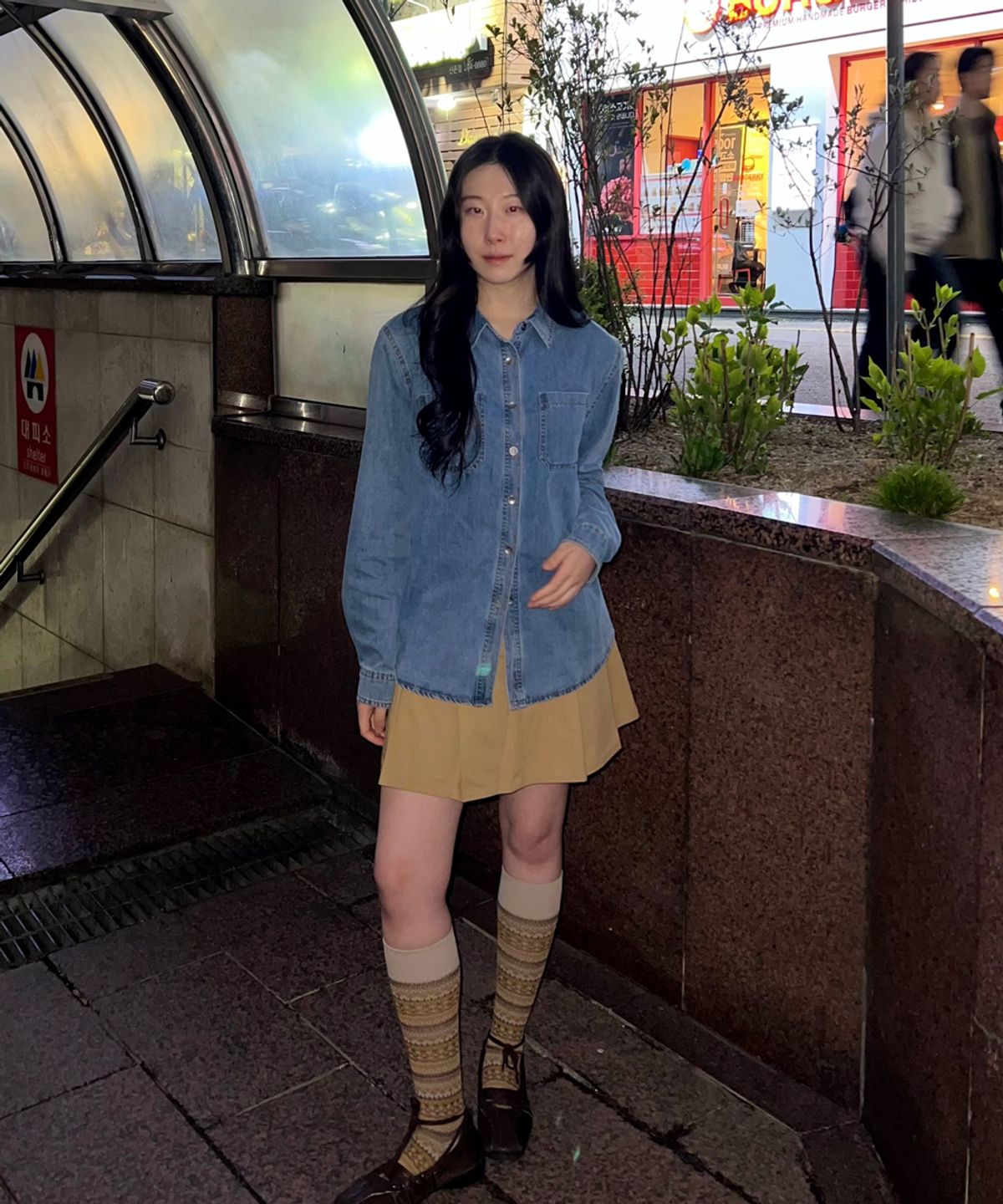 빼빼(BBAEBBAE) 더블포켓 클래식 데님 셔츠 남방_2COLOR