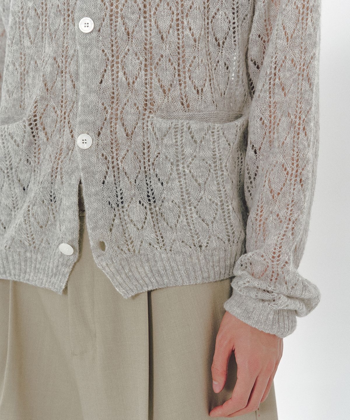 엠엠아이씨(MMIC) UNRAVEL CARDIGAN (GRAY)