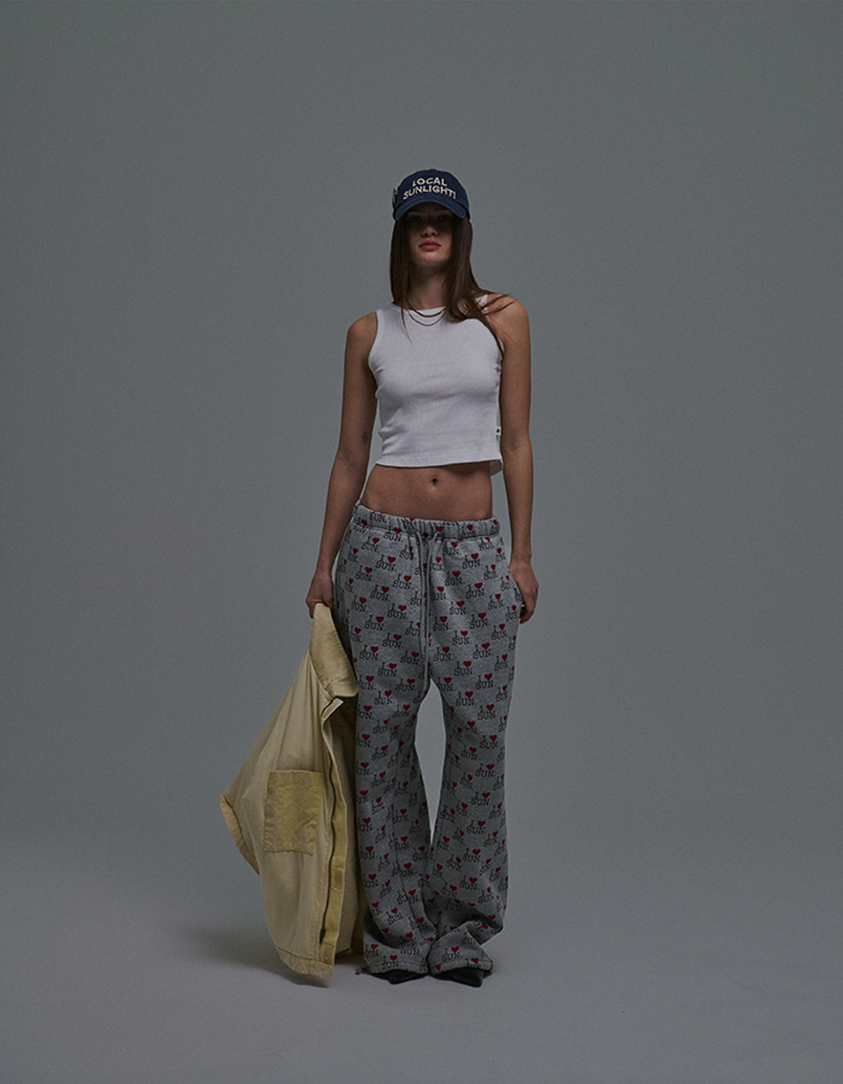 선데이후르츠마켓(SUNDAY FRUIT MARKET) I LOVE SUN SWEATPANTS GRAY
