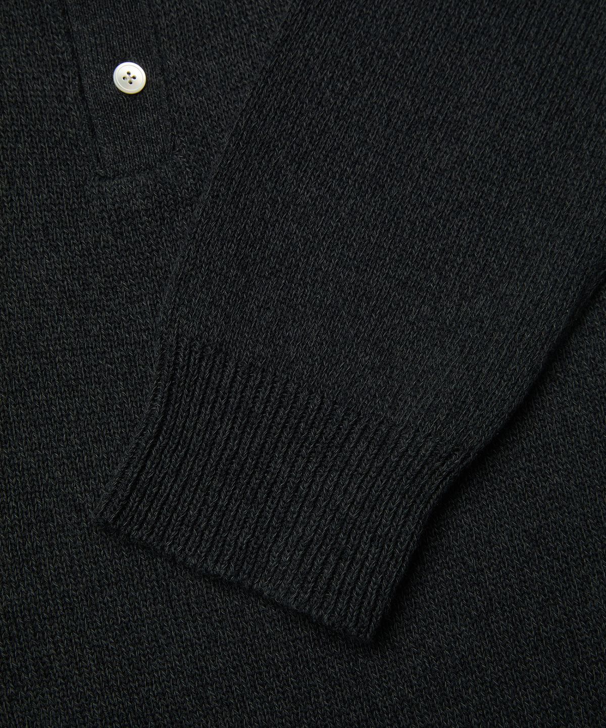 엠엠아이씨(MMIC) MUTE KNIT (BLACK)