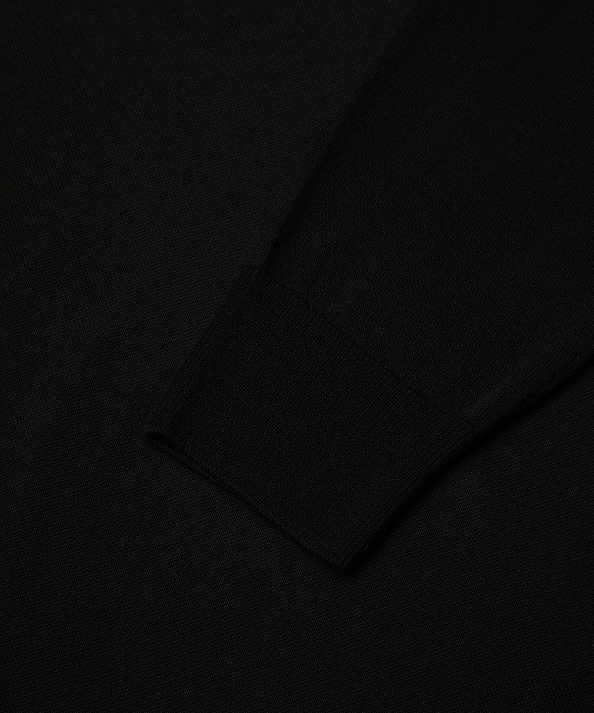 엠엠아이씨(MMIC) INSERT KNIT (BLACK)