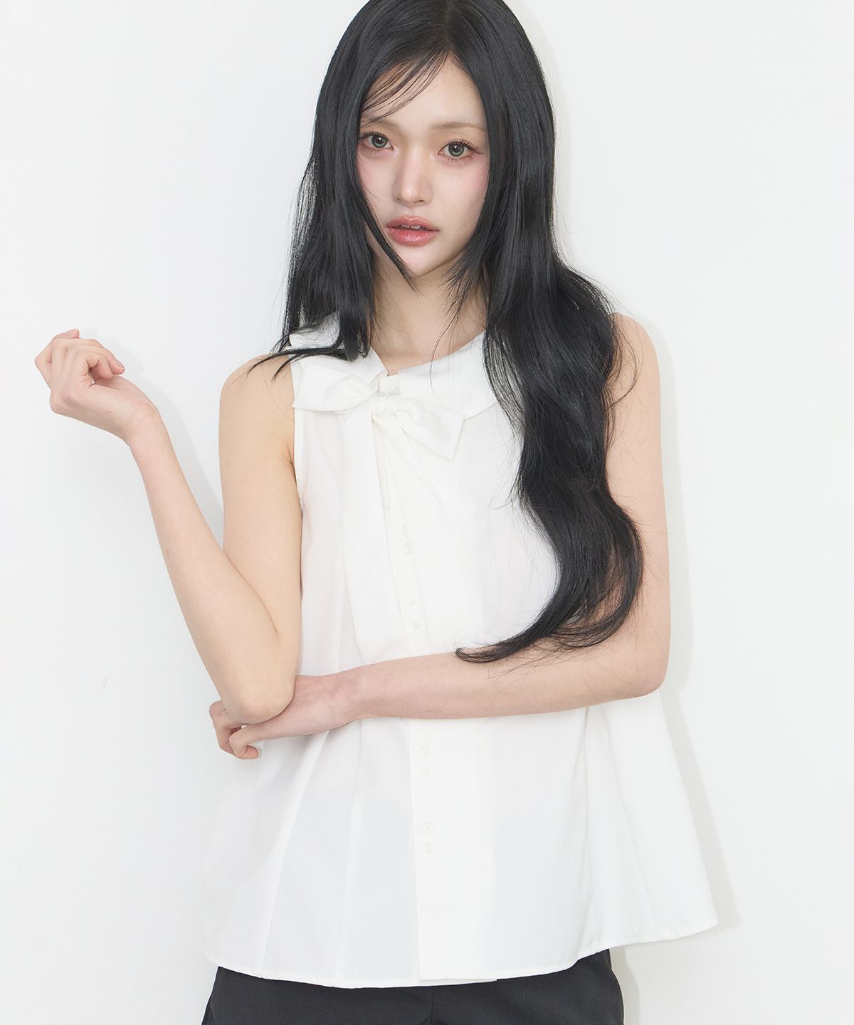 일리고(ILLIGO) 로프 플레어 블라우스 화이트