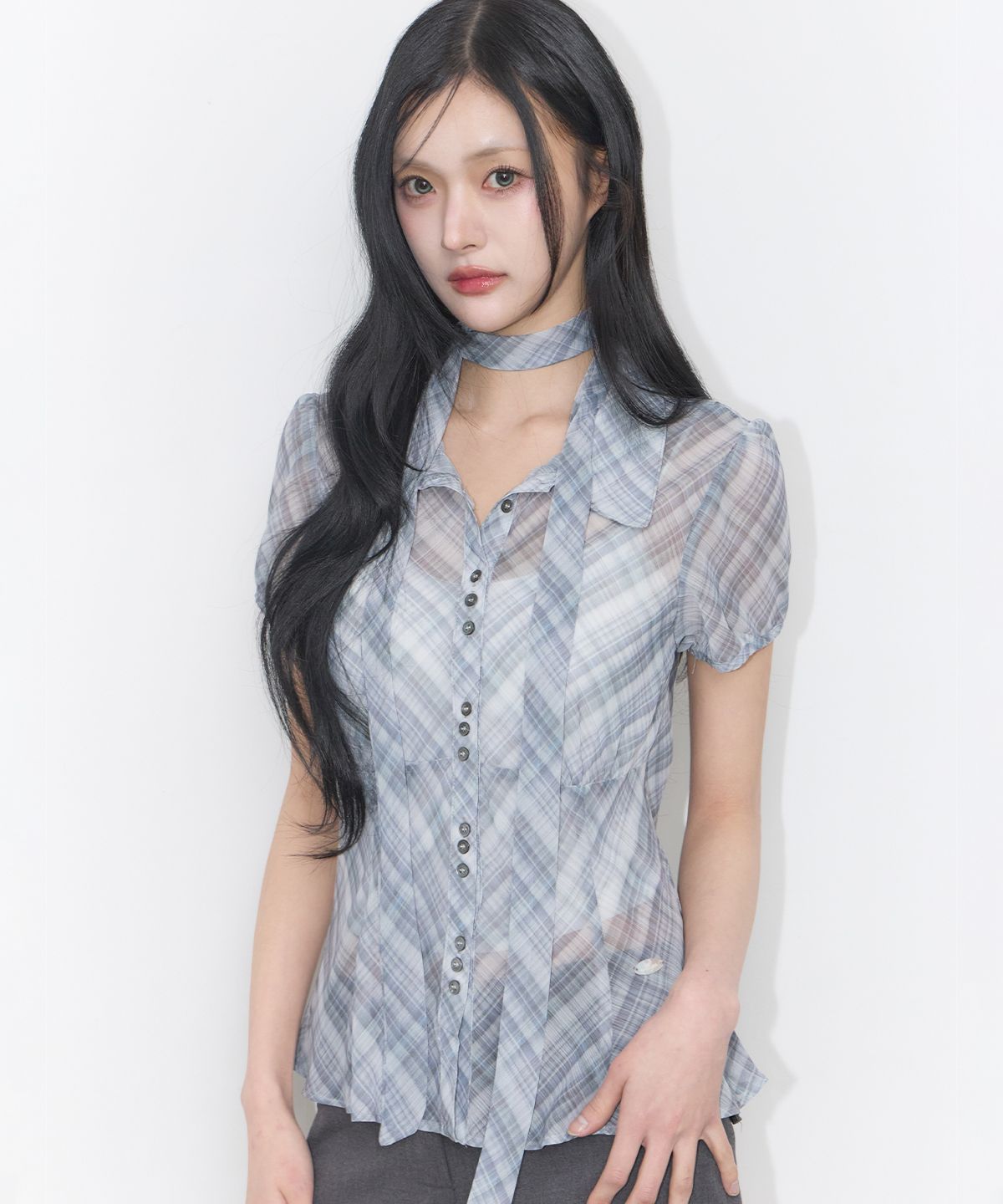 일리고(ILLIGO) 플레어 퍼프 블라우스 체크 그레이