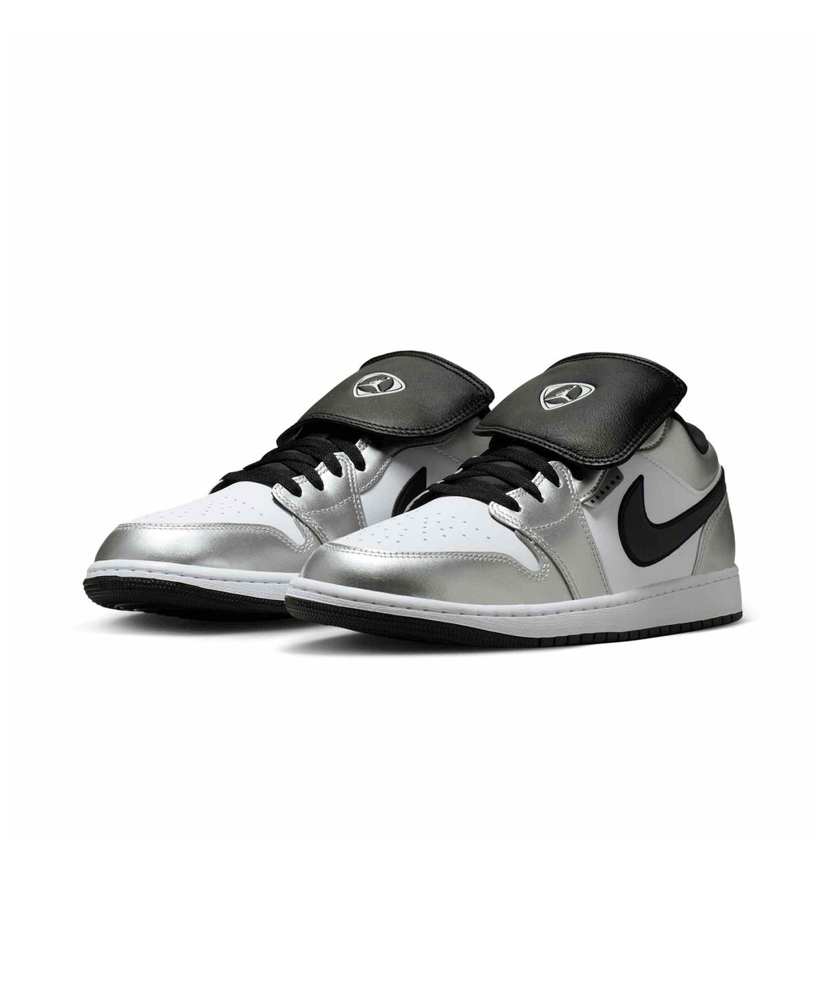 나이키(NIKE) 에어 조던 1 로우 SE M - 화이트::메탈릭 실버:블랙 / IR2278-100