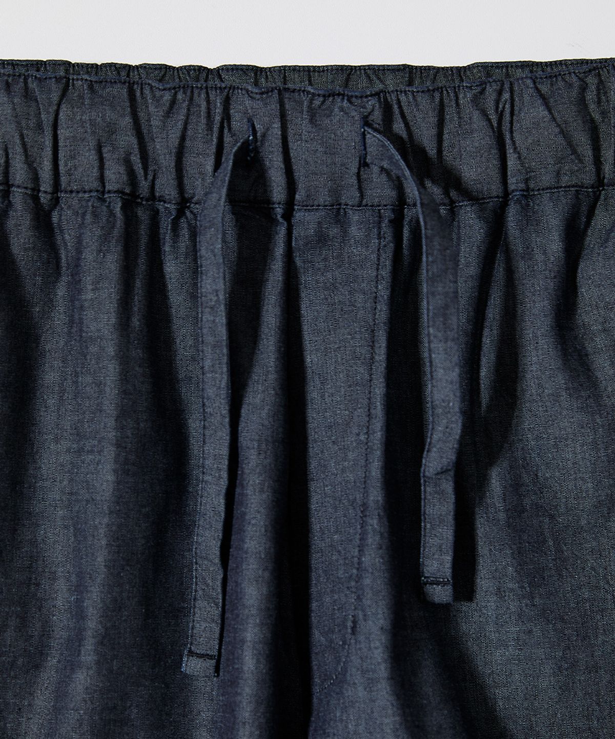 홀리선(HORLISUN) Cove Chambray Drape Loose Pants Dark Navy