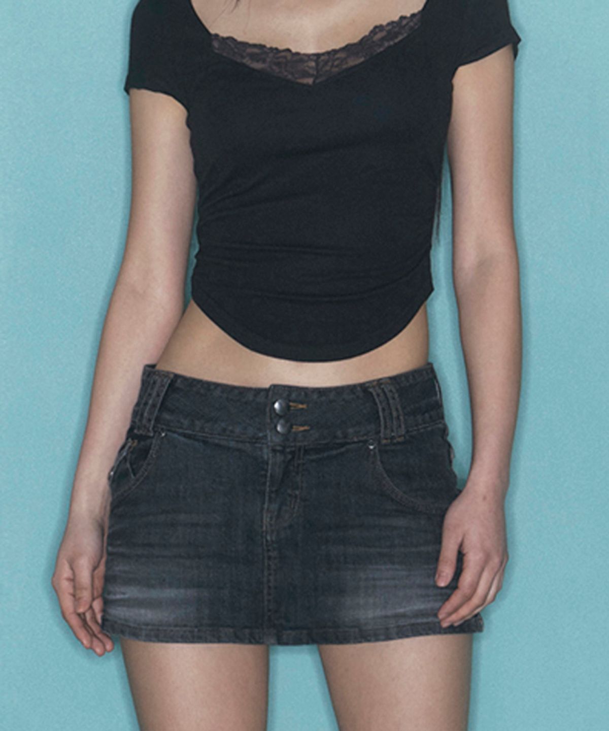 플리즈노팔로우(PLEASENOFOLLOW) Tommie Button Denim Skirt (Vintage Black)