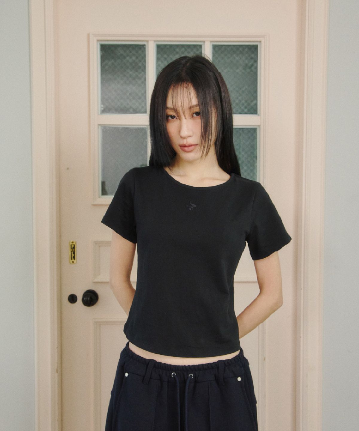 업드래프트(UPDRAFT) Updraft Slim Fit T-shirts [Black]