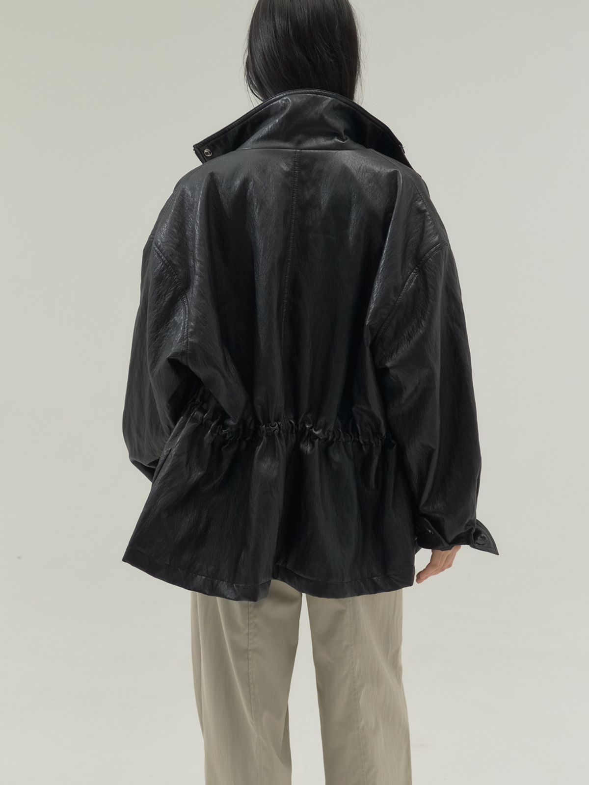 쏘리, 투 머치 러브(SORRY, TOO MUCH LOVE) Drawstring Waist Faux Leather Field Jacket_Black