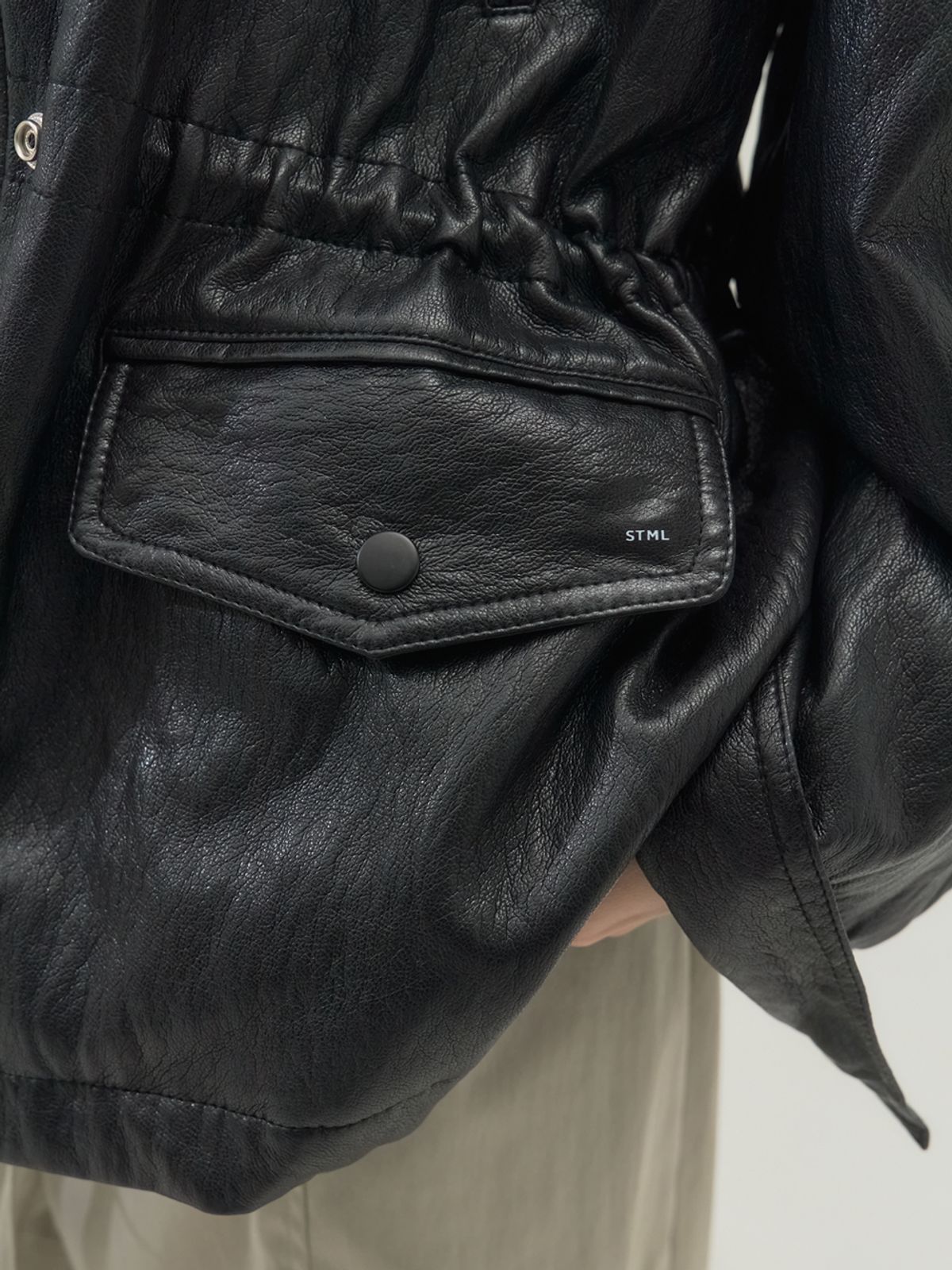 쏘리, 투 머치 러브(SORRY, TOO MUCH LOVE) Drawstring Waist Faux Leather Field Jacket_Black
