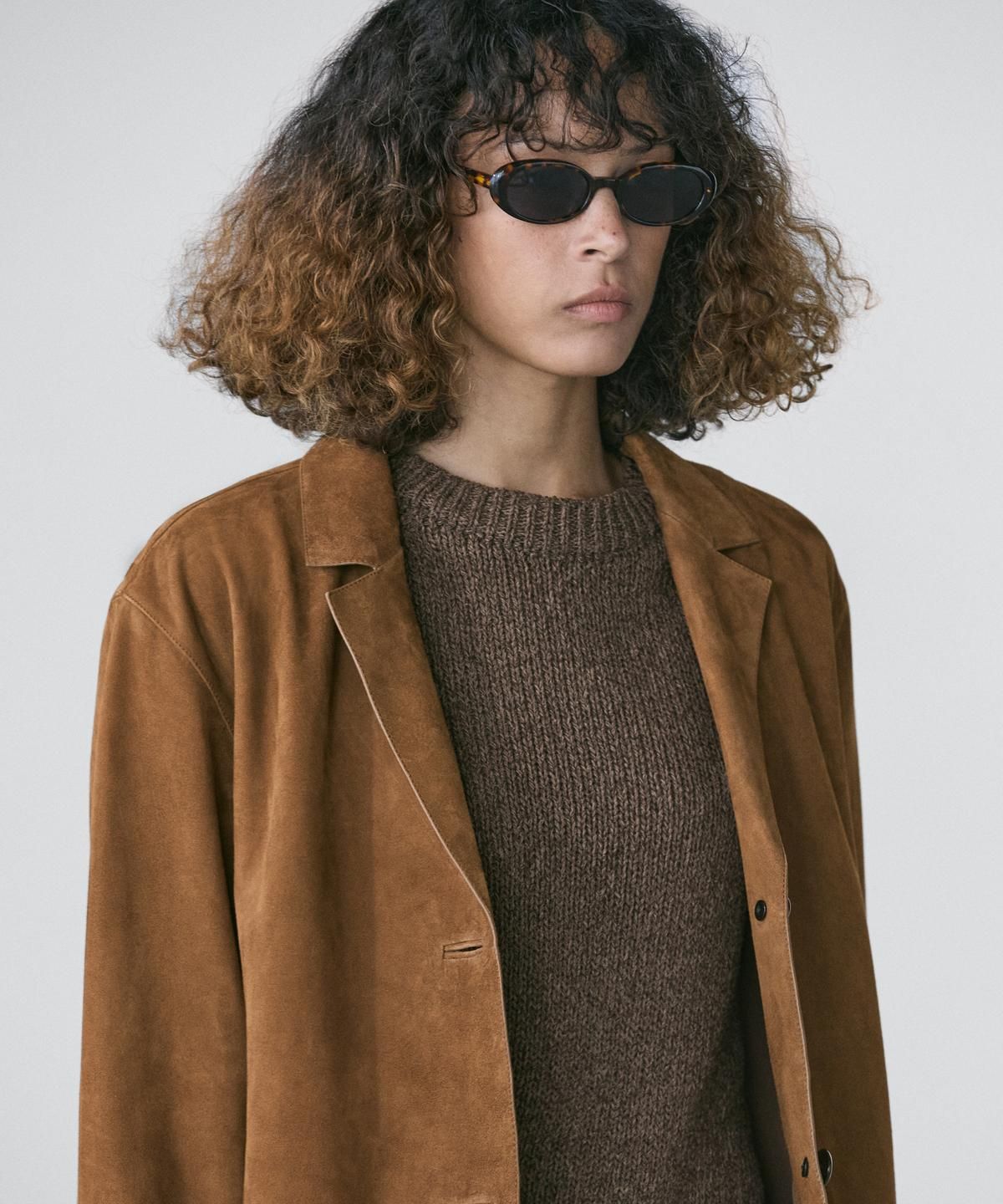 마시모두띠(MASSIMO DUTTI) 스웨이드 레더 라펠 블레이저