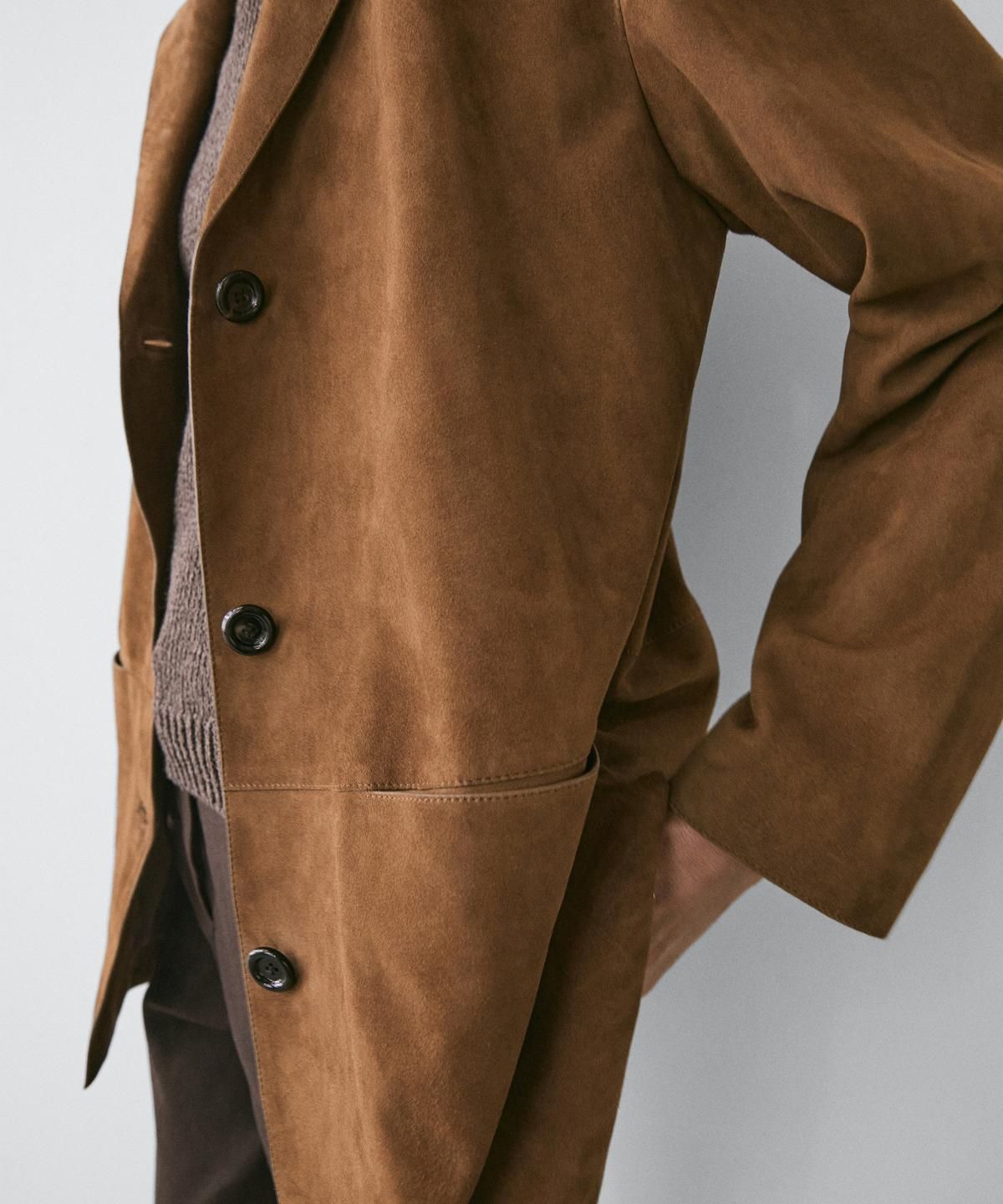 마시모두띠(MASSIMO DUTTI) 스웨이드 레더 라펠 블레이저