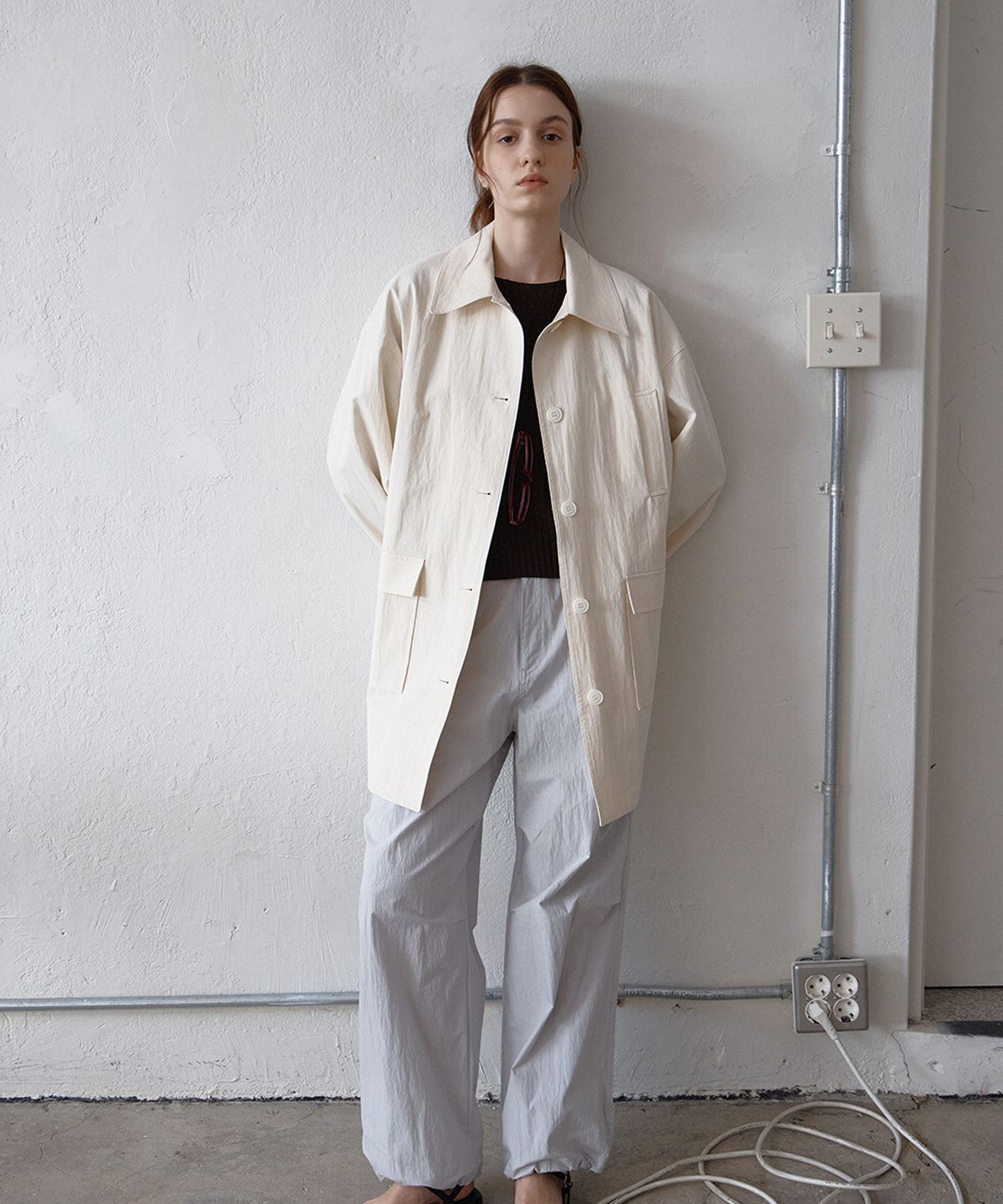 벗튼(BUT'TON) Half Trench Coat (Ivory)