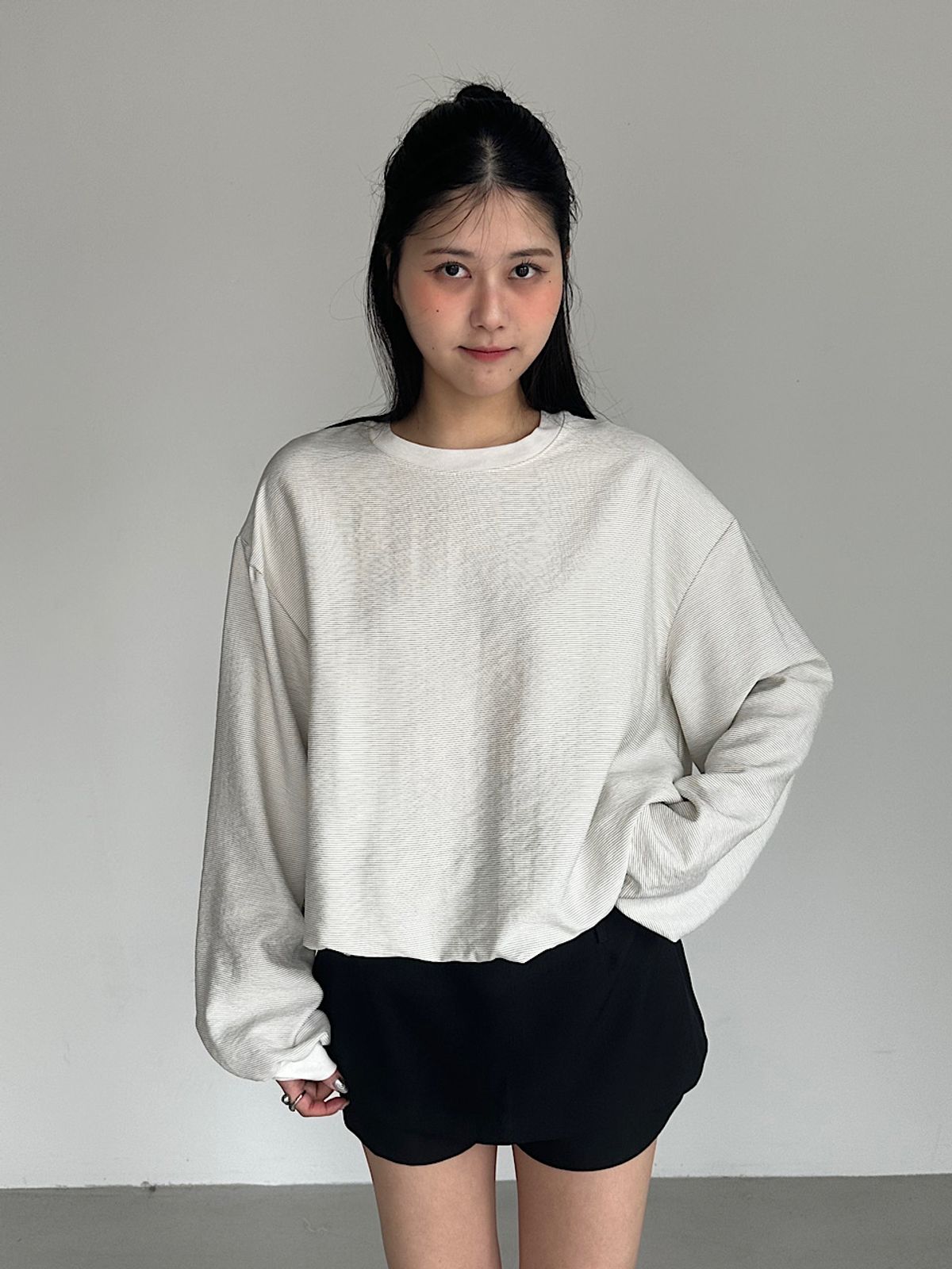 아포엠(APOEM) Stripe Balloon Sweatshirt (2C)
