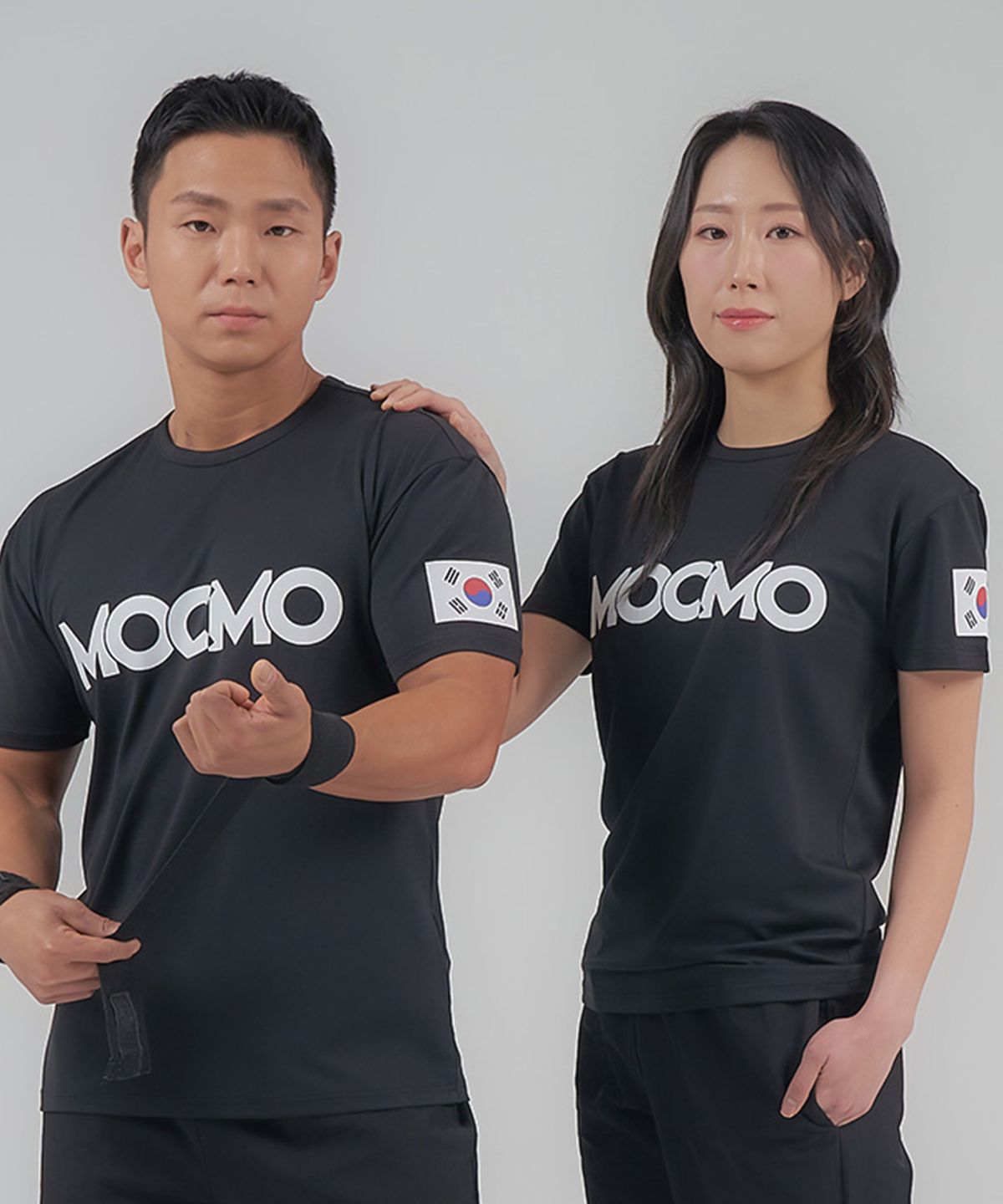 모크모(MOCMO) 남녀공용 애슬릿 태극기 반팔 티셔츠