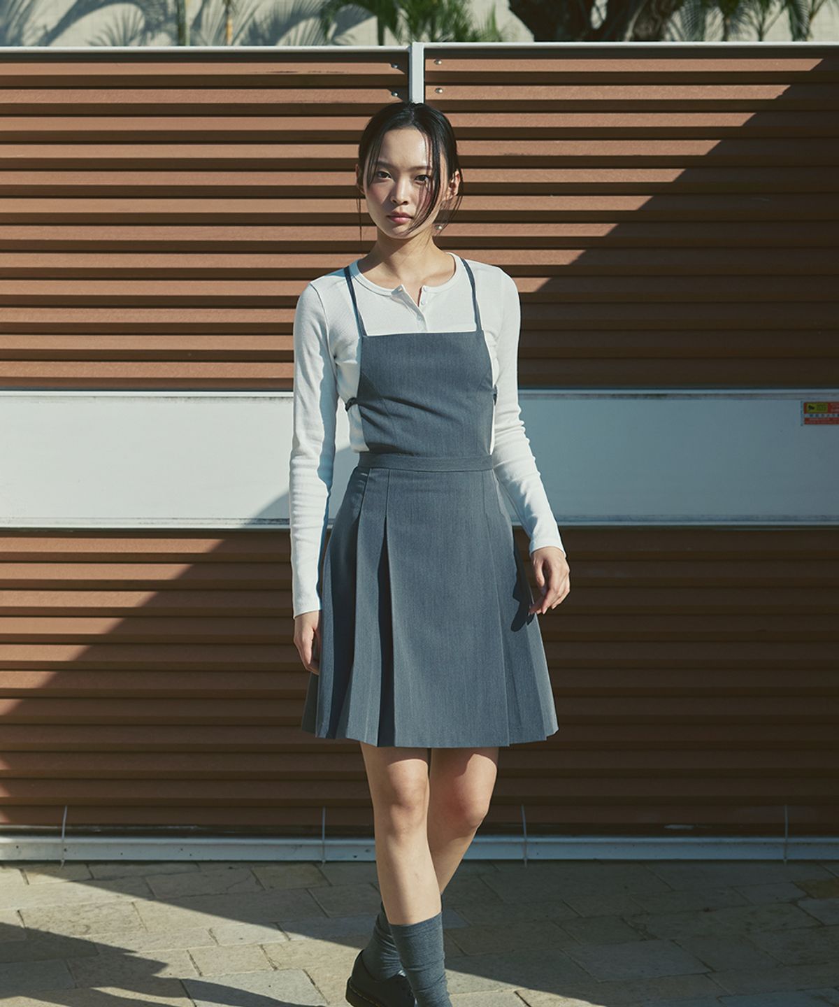 애프터아워즈(AFTERHOURS) BACKLESS STRAP DRESS (CHARCOAL)