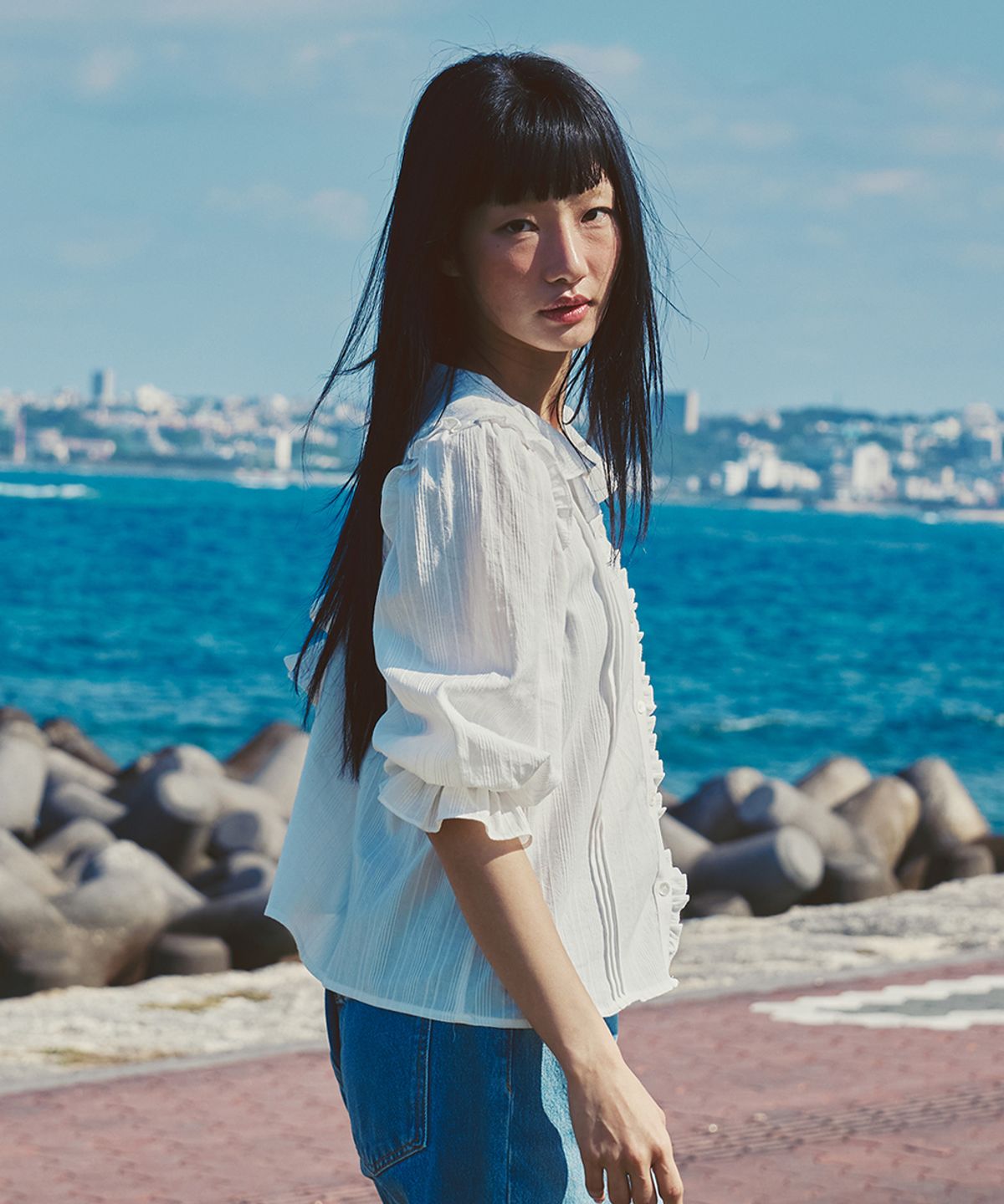애프터아워즈(AFTERHOURS) COTTON RUFFLE BLOUSE (WHITE)