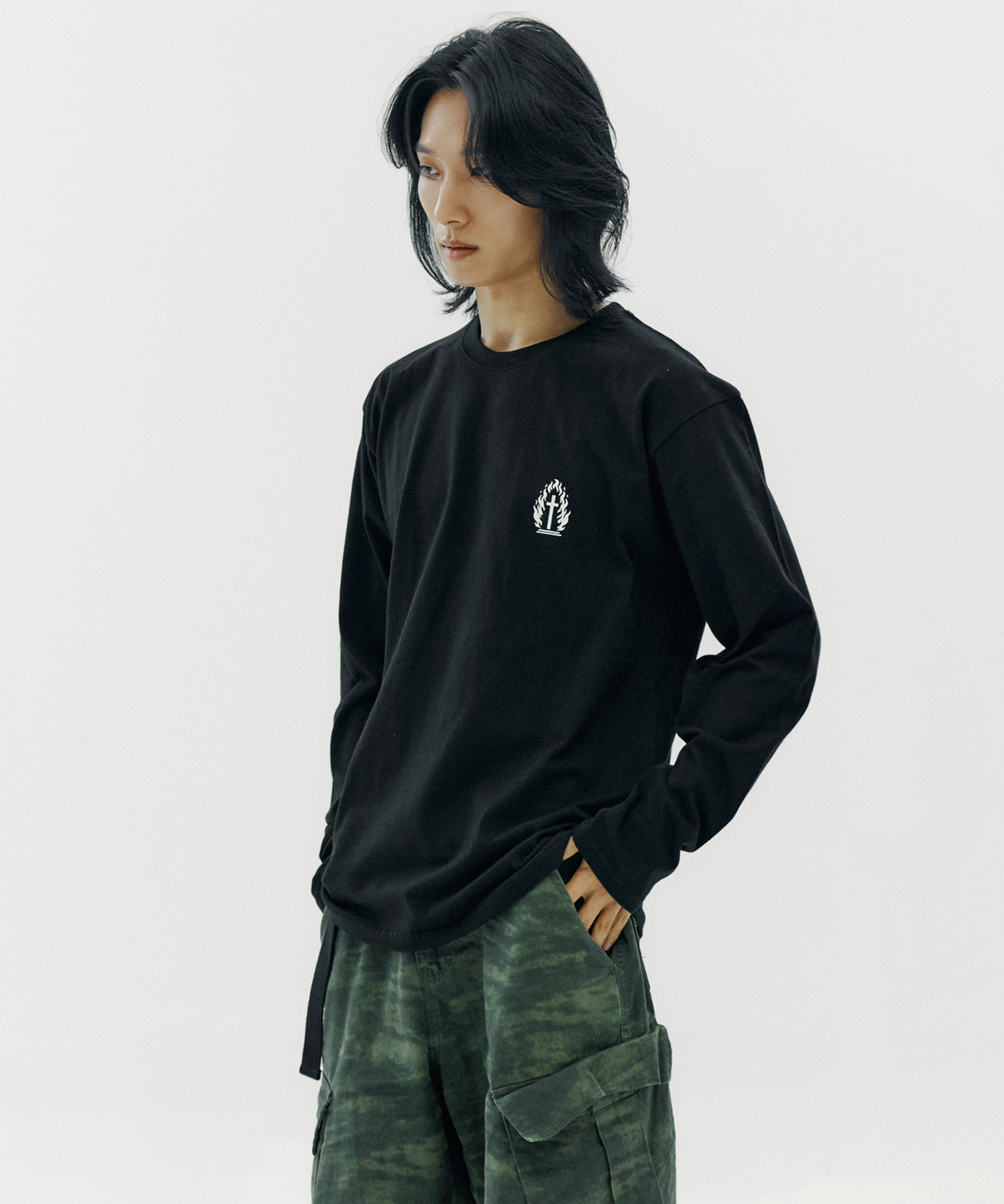 토치(TORCH) KEEP BURN Long Sleeve［BLACK］