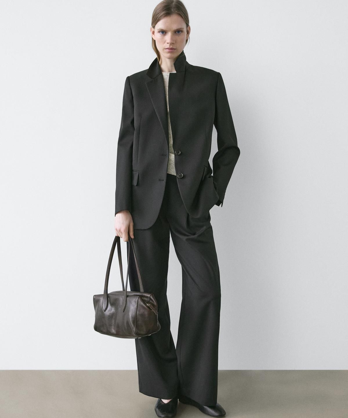 마시모두띠(MASSIMO DUTTI) 엑스트라 파인 울 플리츠 팬츠
