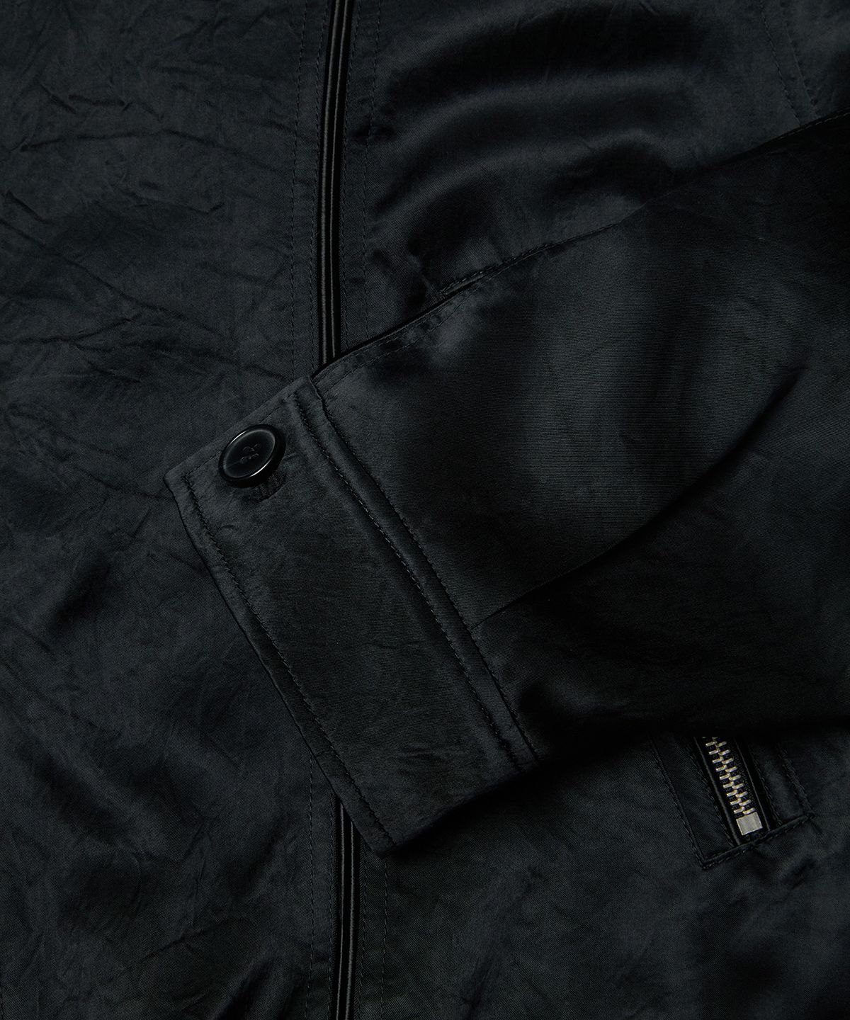 엠엠아이씨(MMIC) RAZOR JACKET (BLACK)