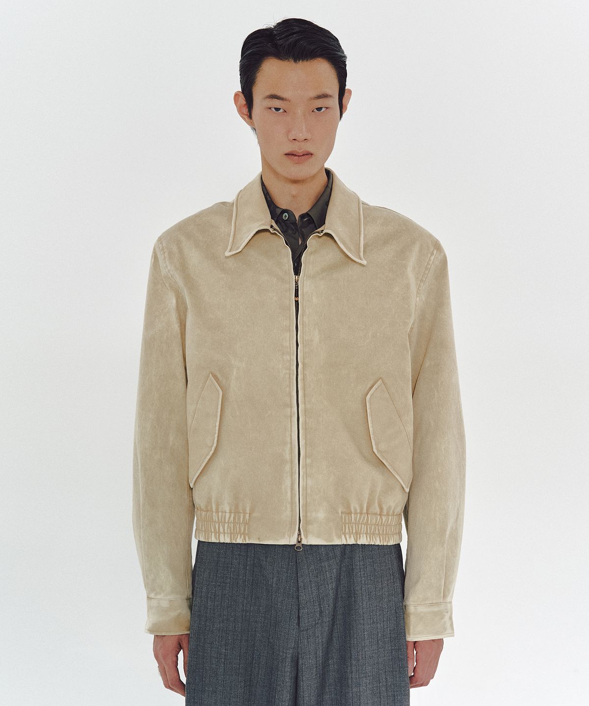 엠엠아이씨(MMIC) VOID BLOUSON (BEIGE)