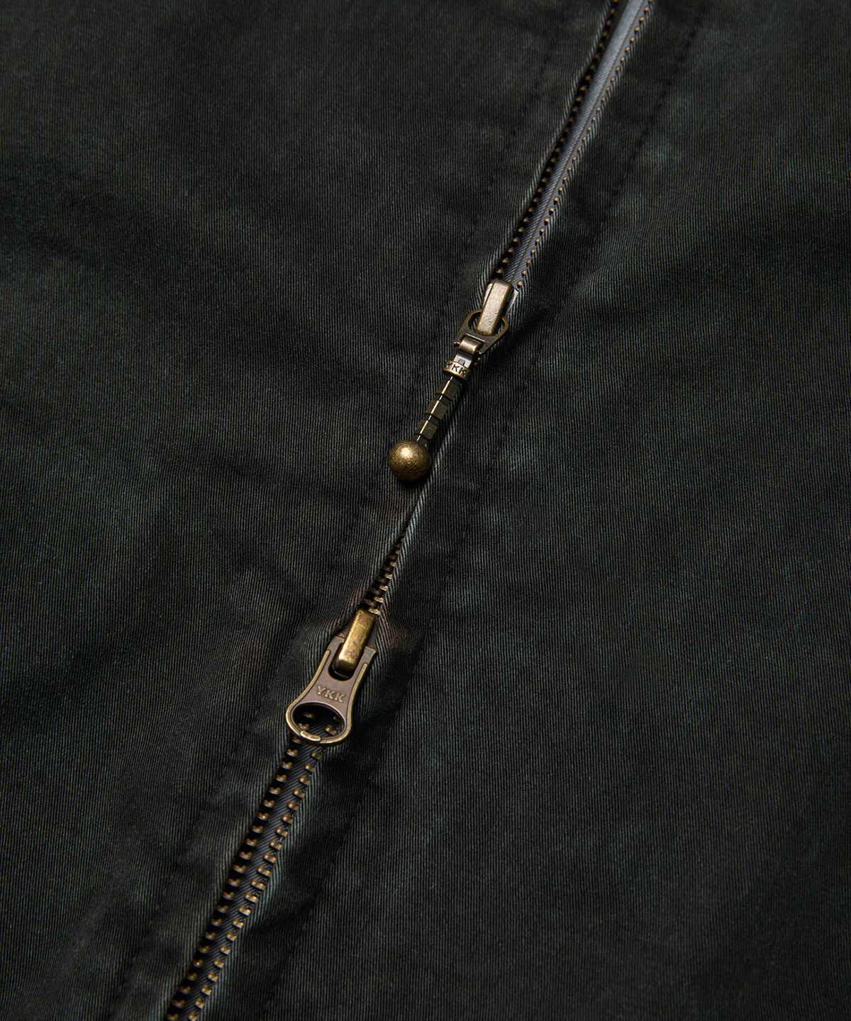 엠엠아이씨(MMIC) VOID BLOUSON (BLACK)