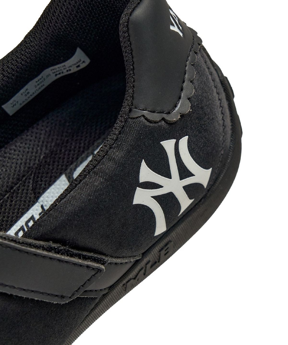 엠엘비(MLB) 슬릭 메리제인 새틴 NY (Black)