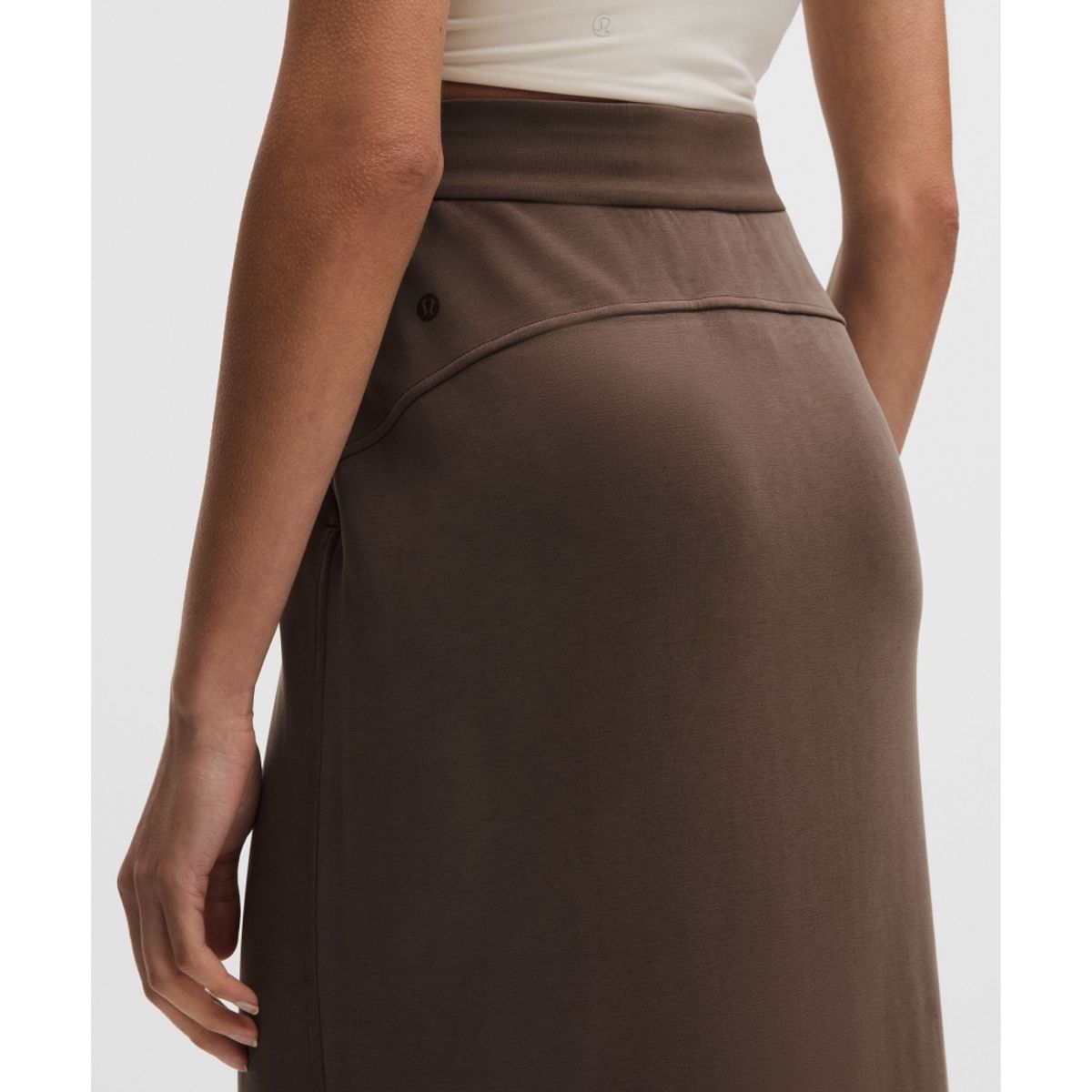 룰루레몬(LULULEMON) Softstreme 풀온 하이라이즈 맥시스커트  WALC