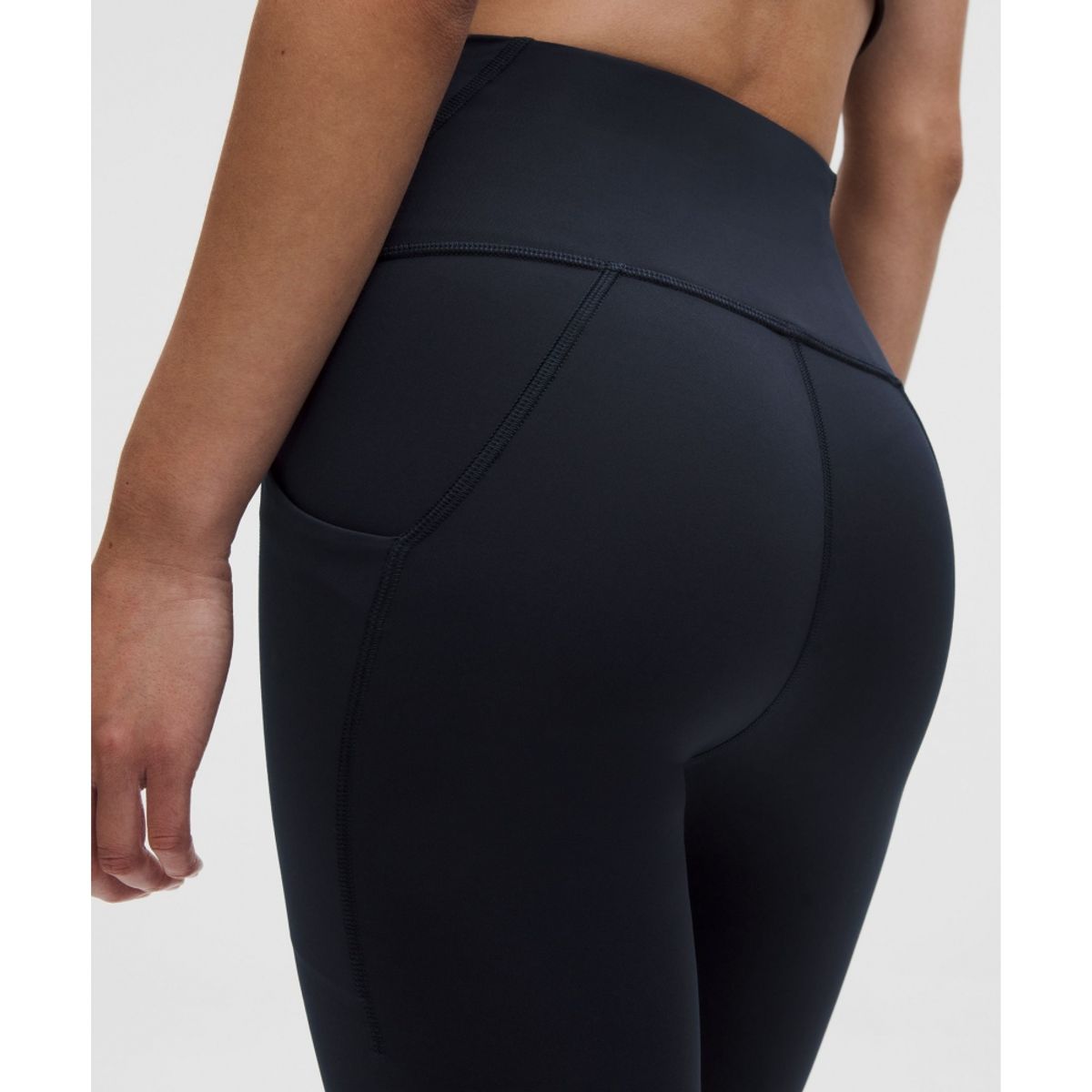 룰루레몬(LULULEMON) 원더 트레인 하이라이즈 타이츠 위드 포켓 24inch *아시아 핏  TRNV
