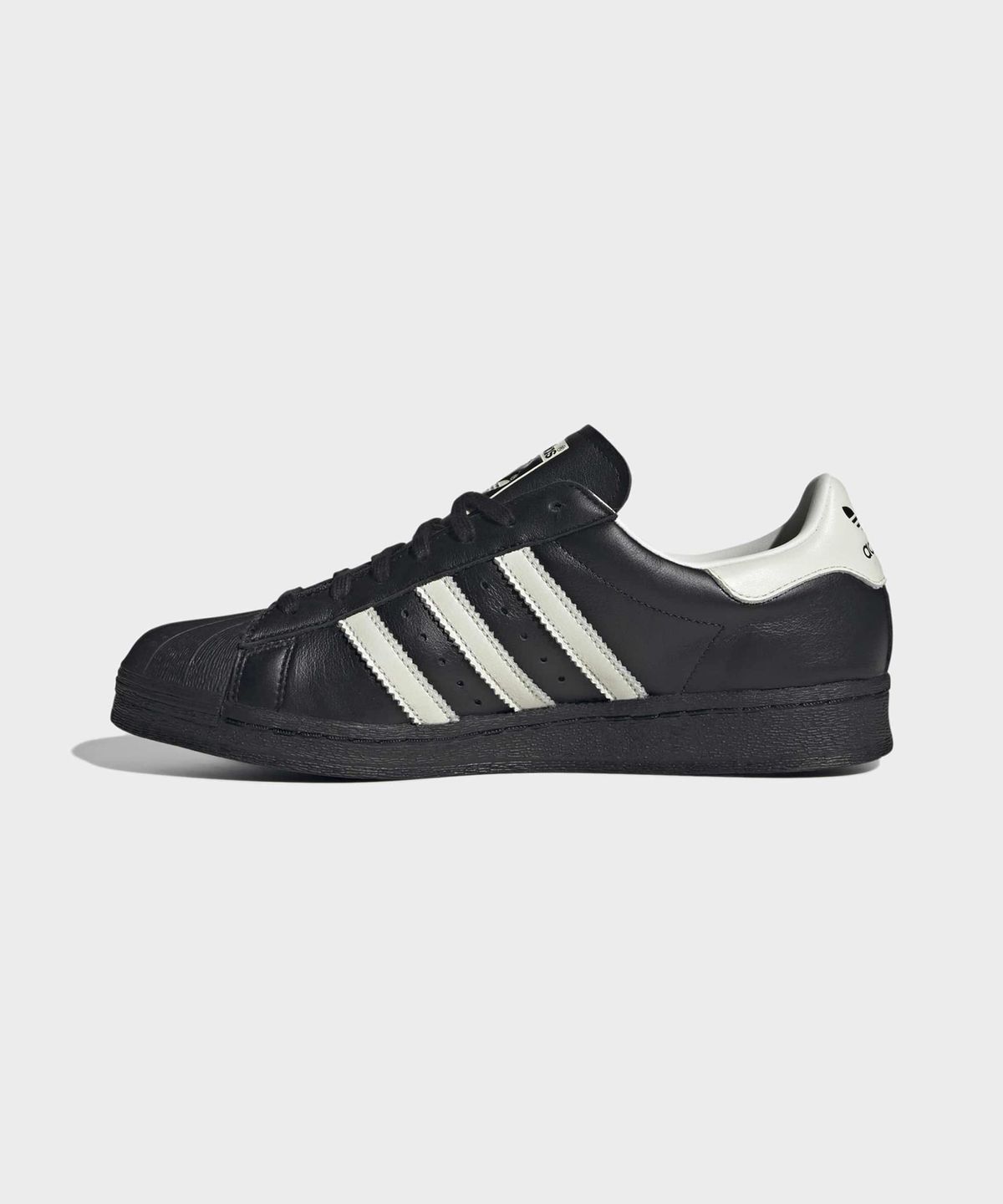 아디다스(ADIDAS) 슈퍼스타 82 고어텍스 - 블랙:화이트 / KI7819