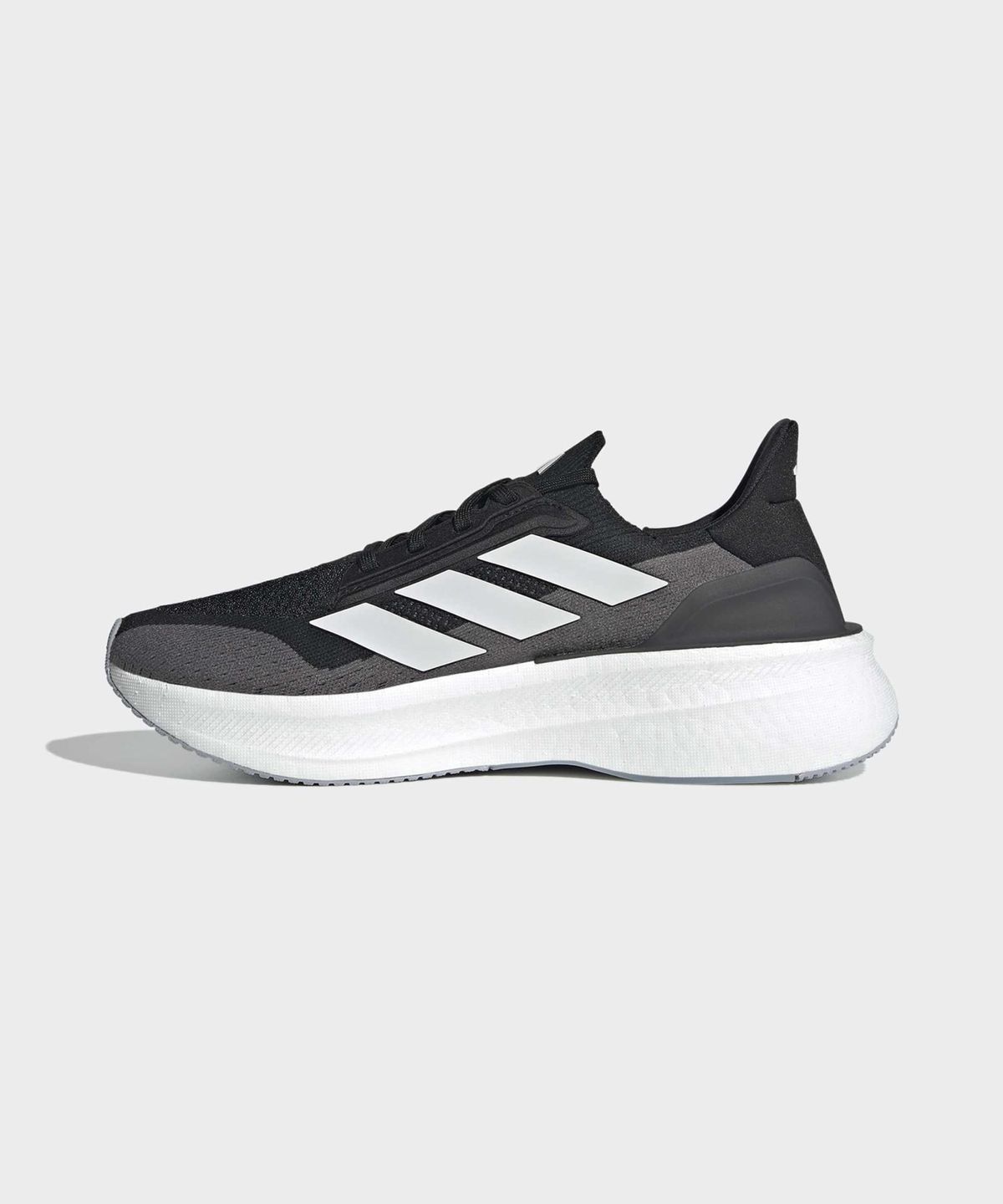 아디다스(ADIDAS) 울트라부스트 5X - 블랙:화이트:카본 / IH3110