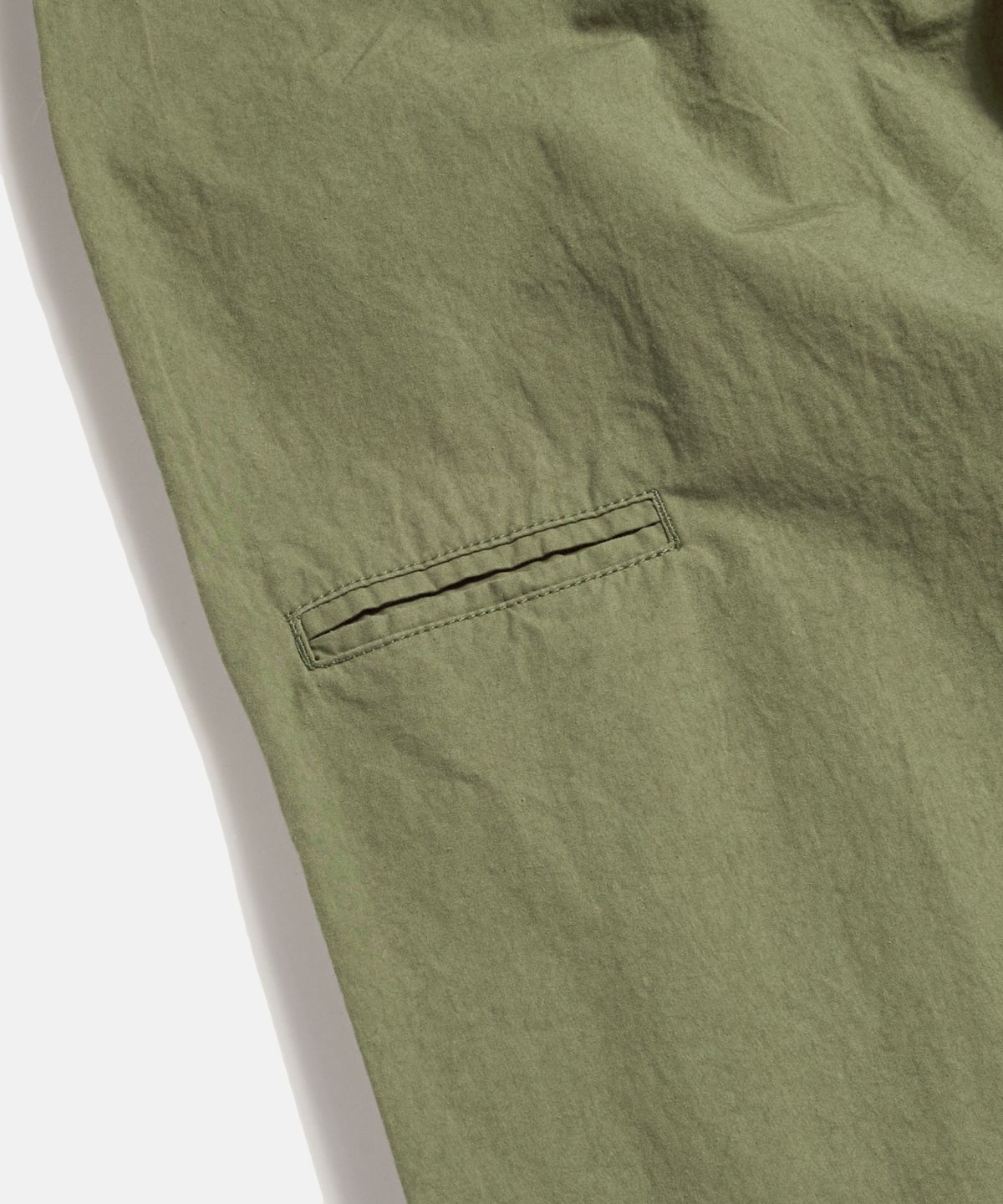 에스피오나지(ESPIONAGE) Pleated Wide Army Pants Light Olive