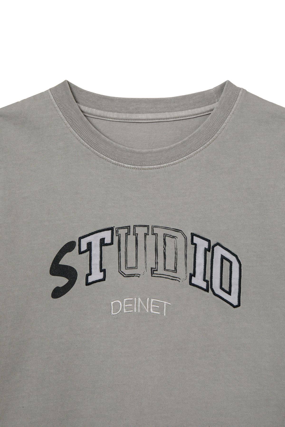 다이닛(DEINET) STUDIO PIGMENT CROP T-SHIRT IN GREY