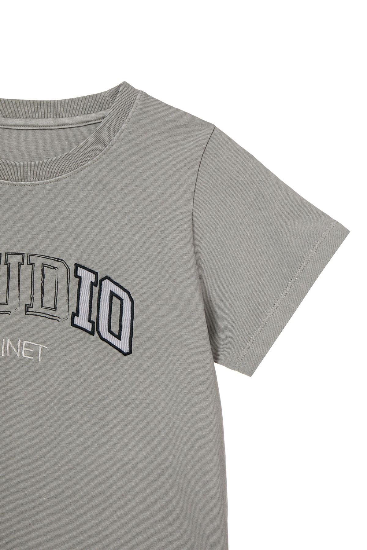 다이닛(DEINET) STUDIO PIGMENT CROP T-SHIRT IN GREY