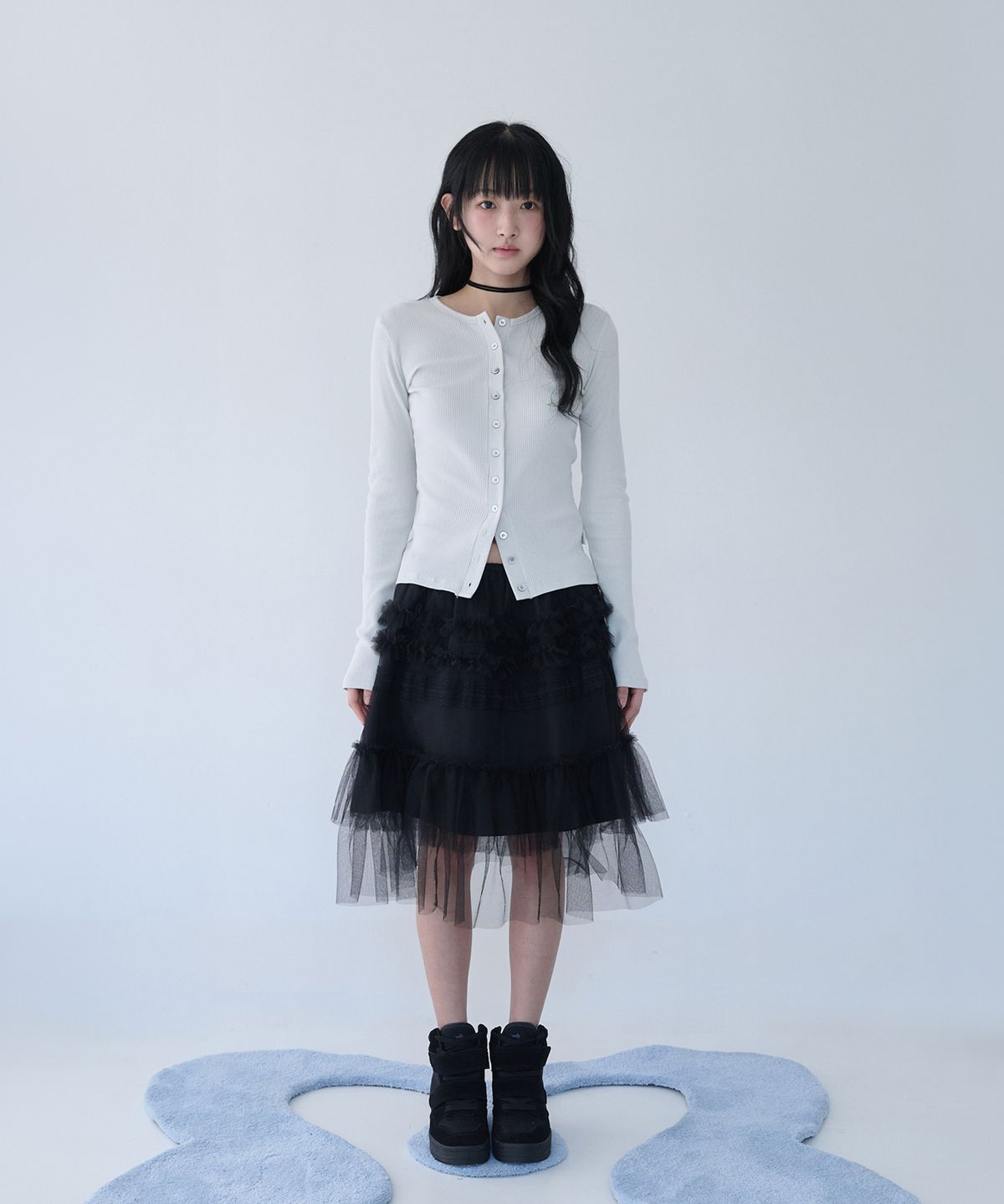 미레코(MIRECO) BUTTON RIBBED CARDIGAN DUSTY WHITE