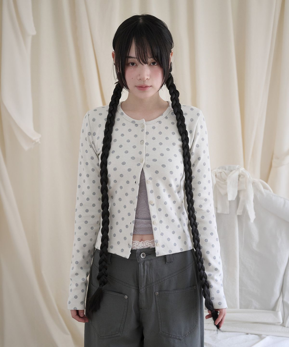 미레코(MIRECO) SOFT DOT JACQUARD CARDIGAN IVORY