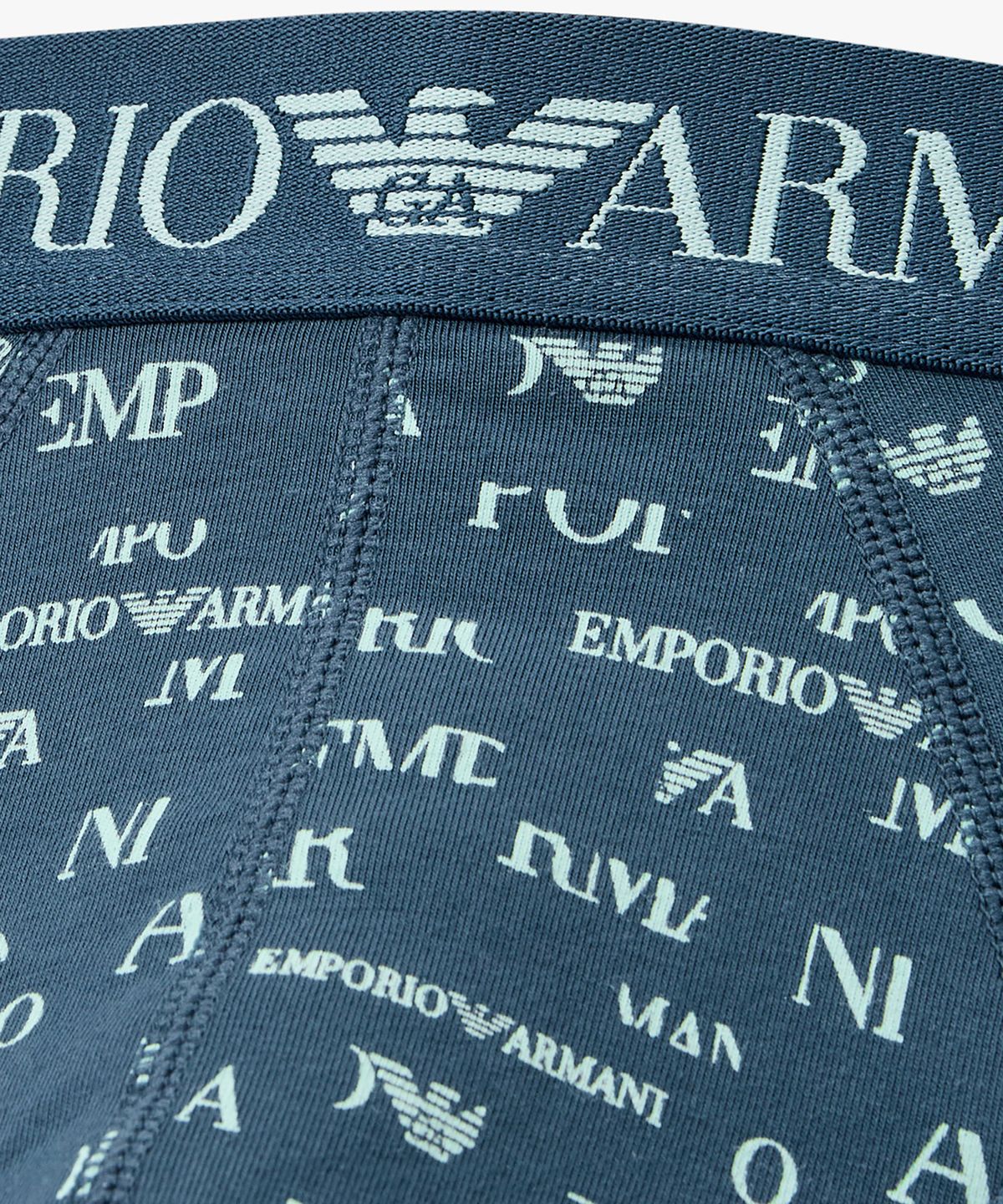 엠포리오 아르마니 언더웨어(EMPORIO ARMANI UNDERWEAR) 남성 올오버 로고 그래픽 브리프_틸 그레이 0816111018