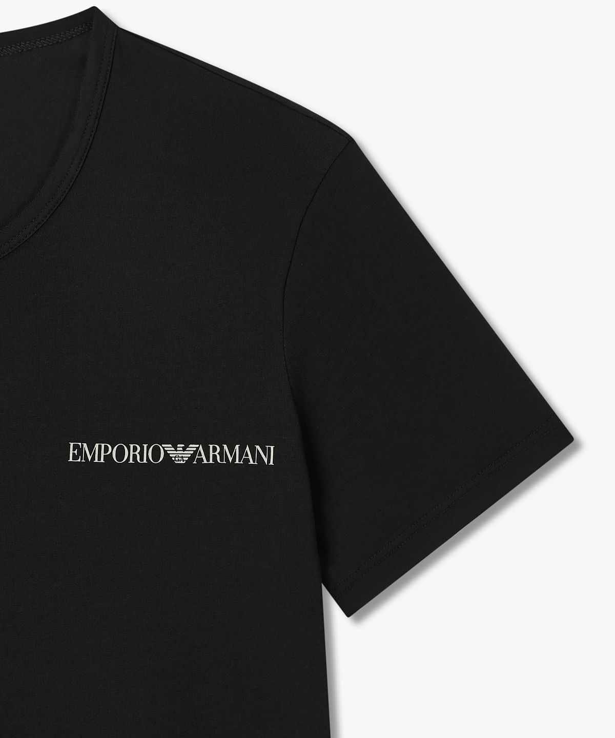 엠포리오 아르마니 언더웨어(EMPORIO ARMANI UNDERWEAR) 남성 브이넥 스트레치 라운지 티셔츠_블랙 0816135010