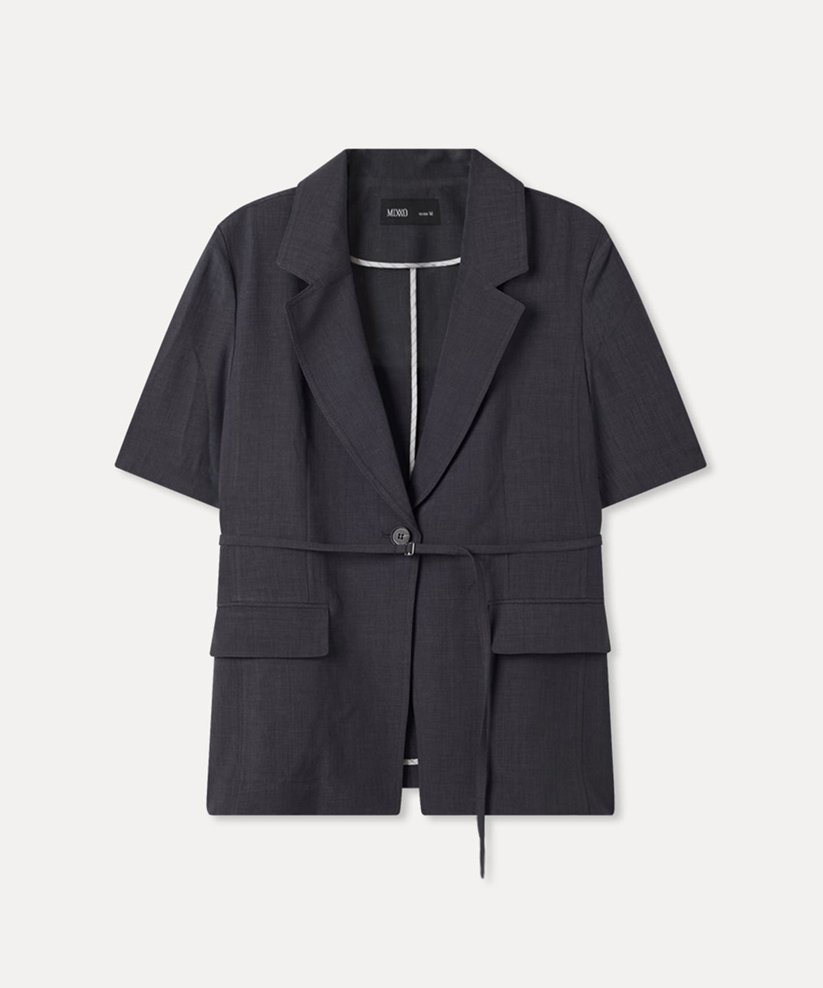 미쏘(MIXXO) 테일러드 벨티드 반팔자켓