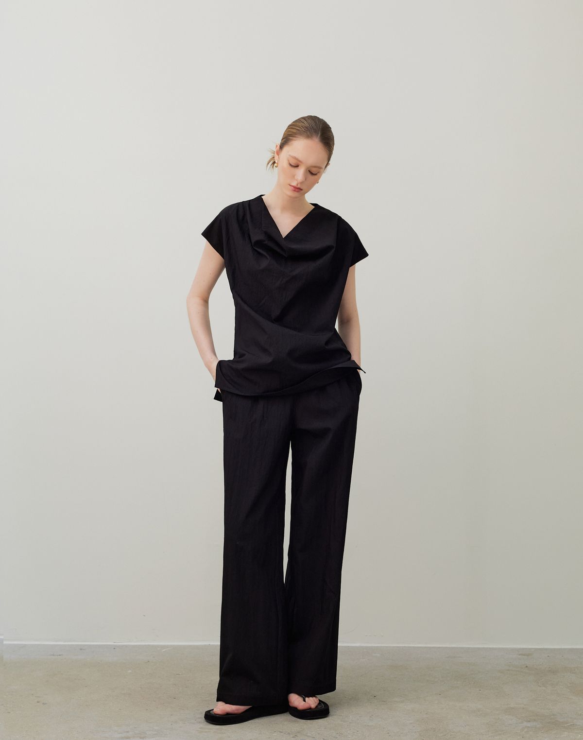 누토프(NUTOFFE) Er Pants_Black
