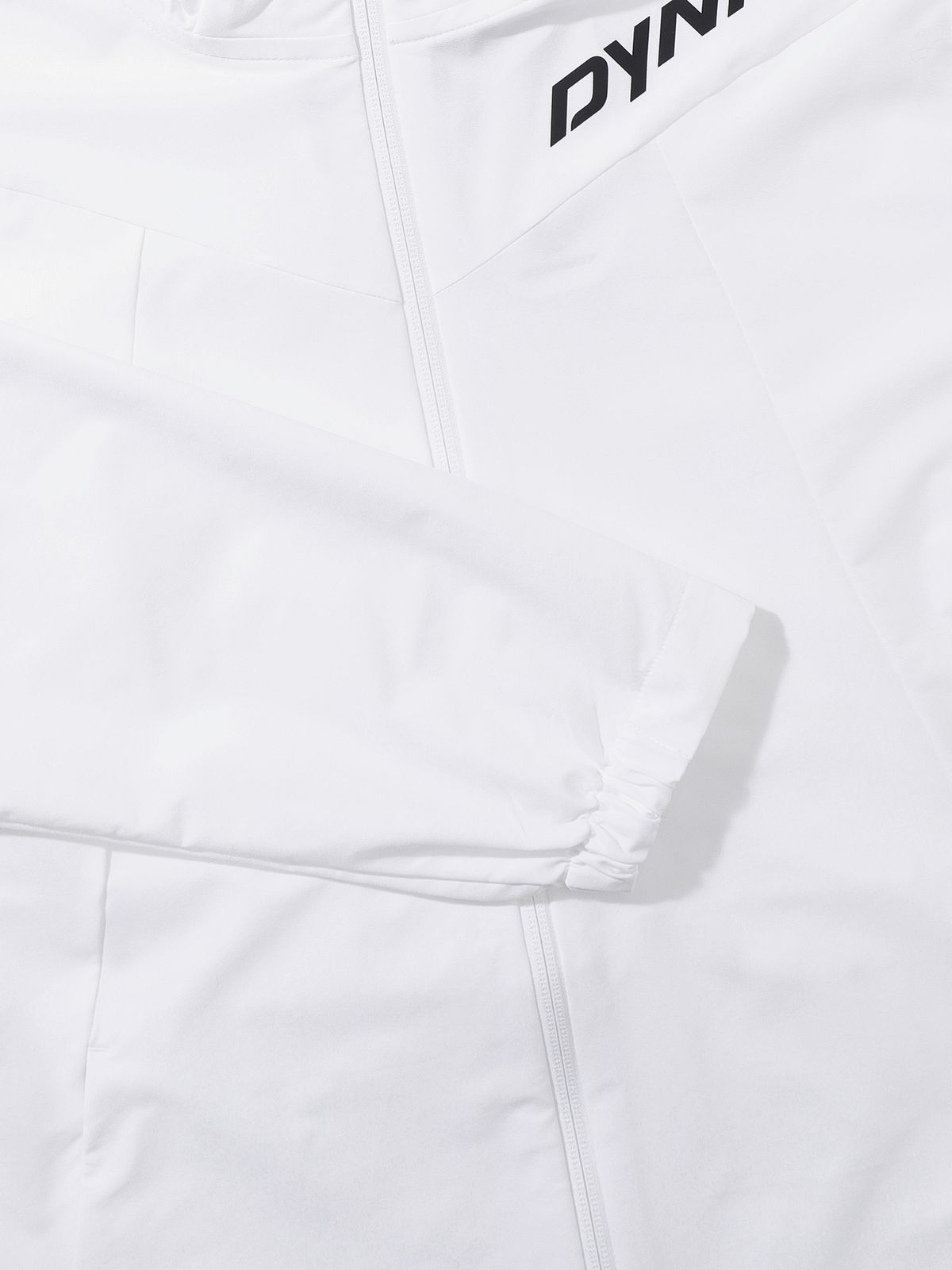 다이나핏(DYNAFIT) LIGHT MOVE (라이트 무브) 남성 트레이닝 슈트_Off White YMP26106W3