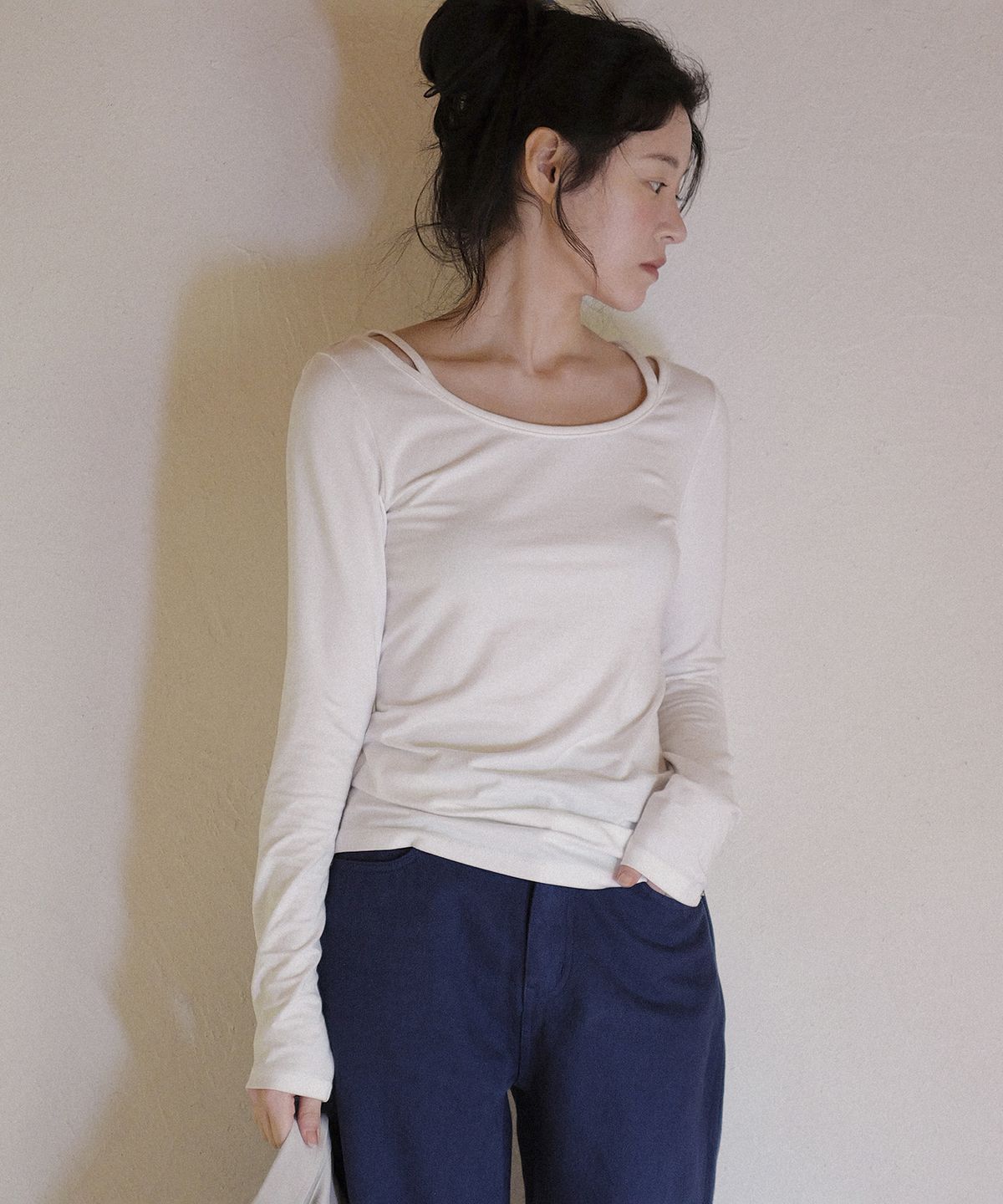 앤니즈(ANDNEEDS) Soft strap long sleeve (white)