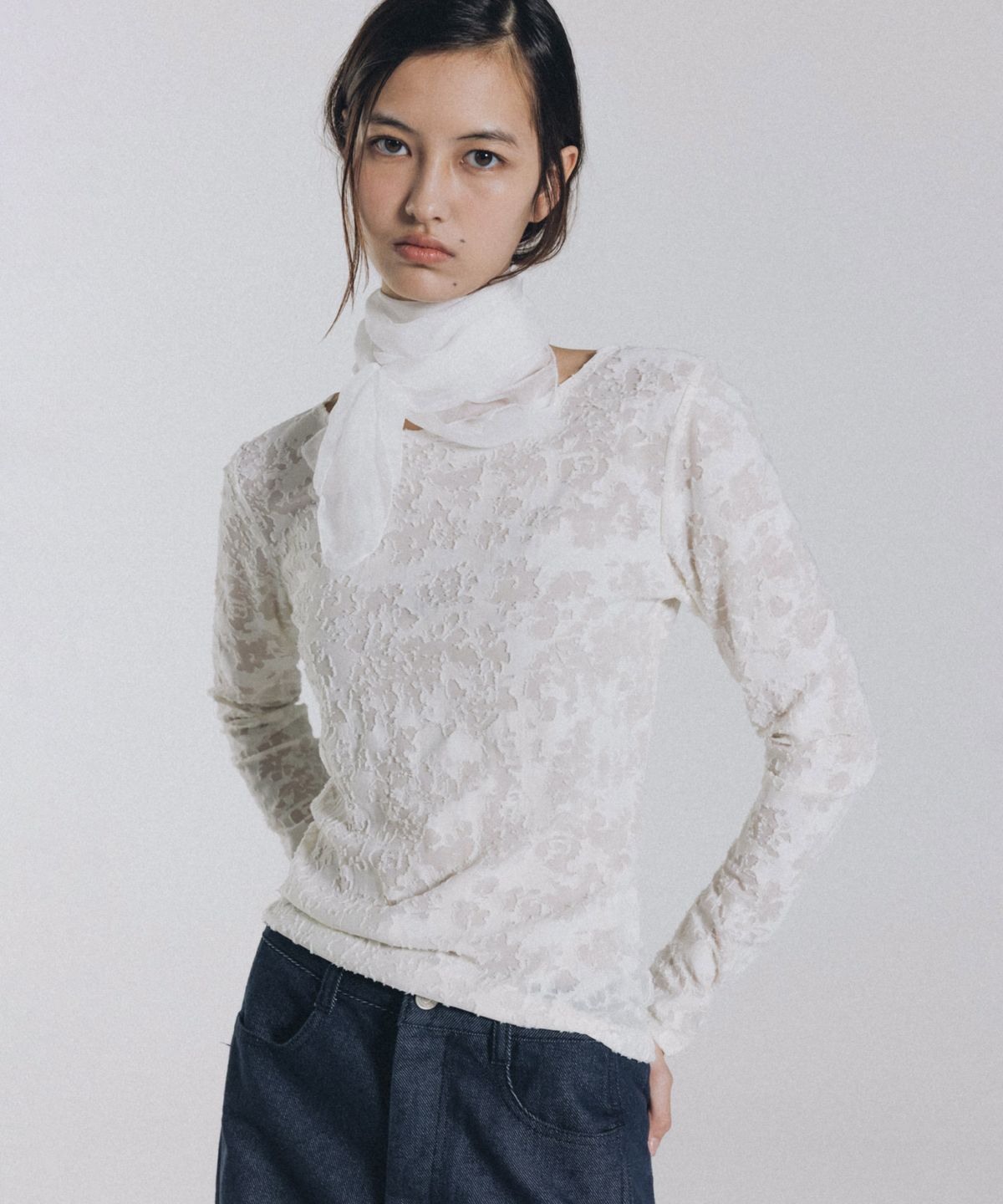 앤니즈(ANDNEEDS) Rivera sheer long sleeve (ivory)