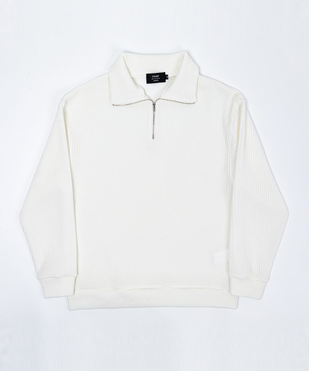 스트라이크(STRIKE) 볼륨 리브 하프 지퍼 풀오버 (WHITE)